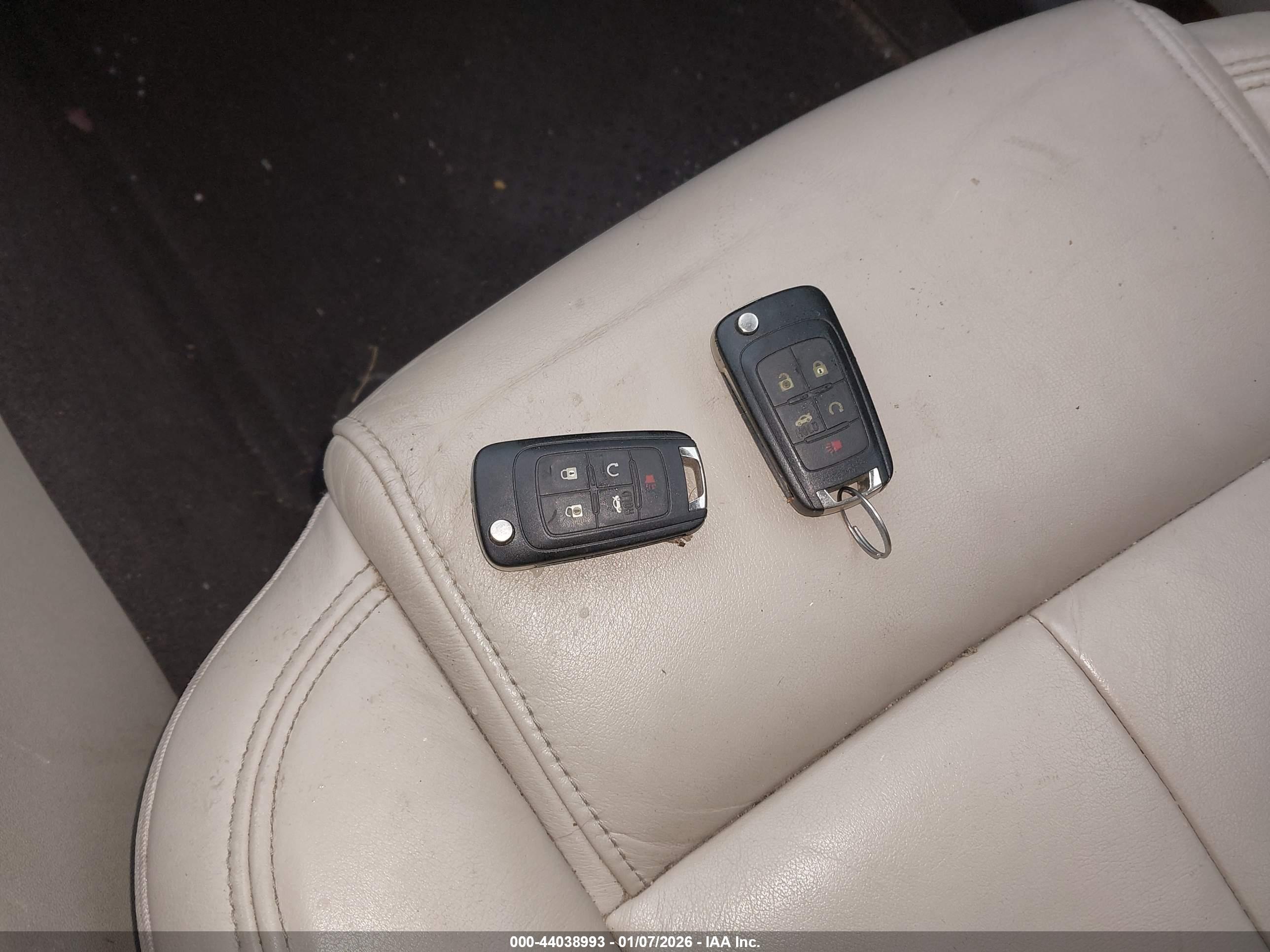 BUICK LACROSSE image 11