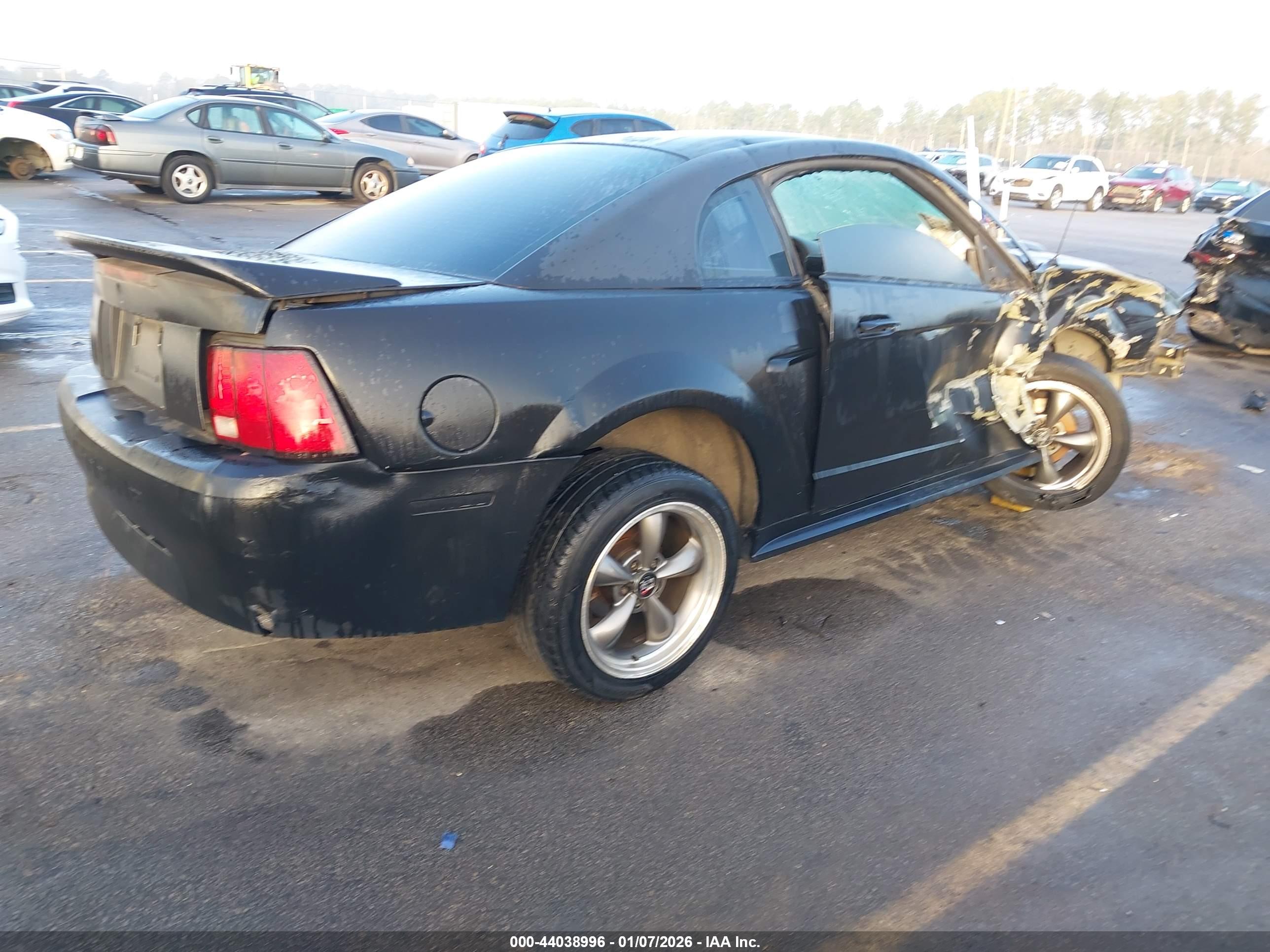 FORD MUSTANG image 4