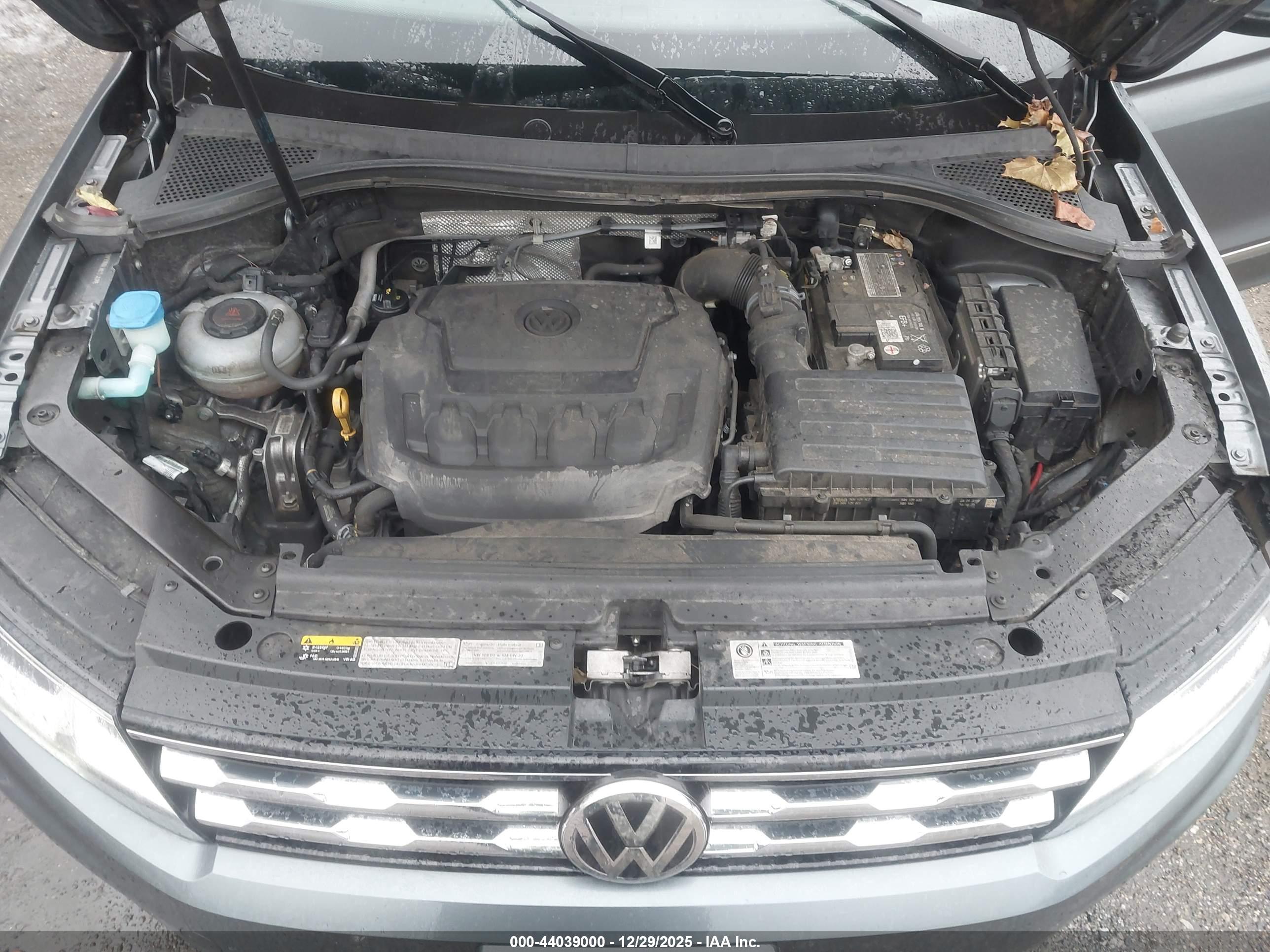 VOLKSWAGEN TIGUAN image 10