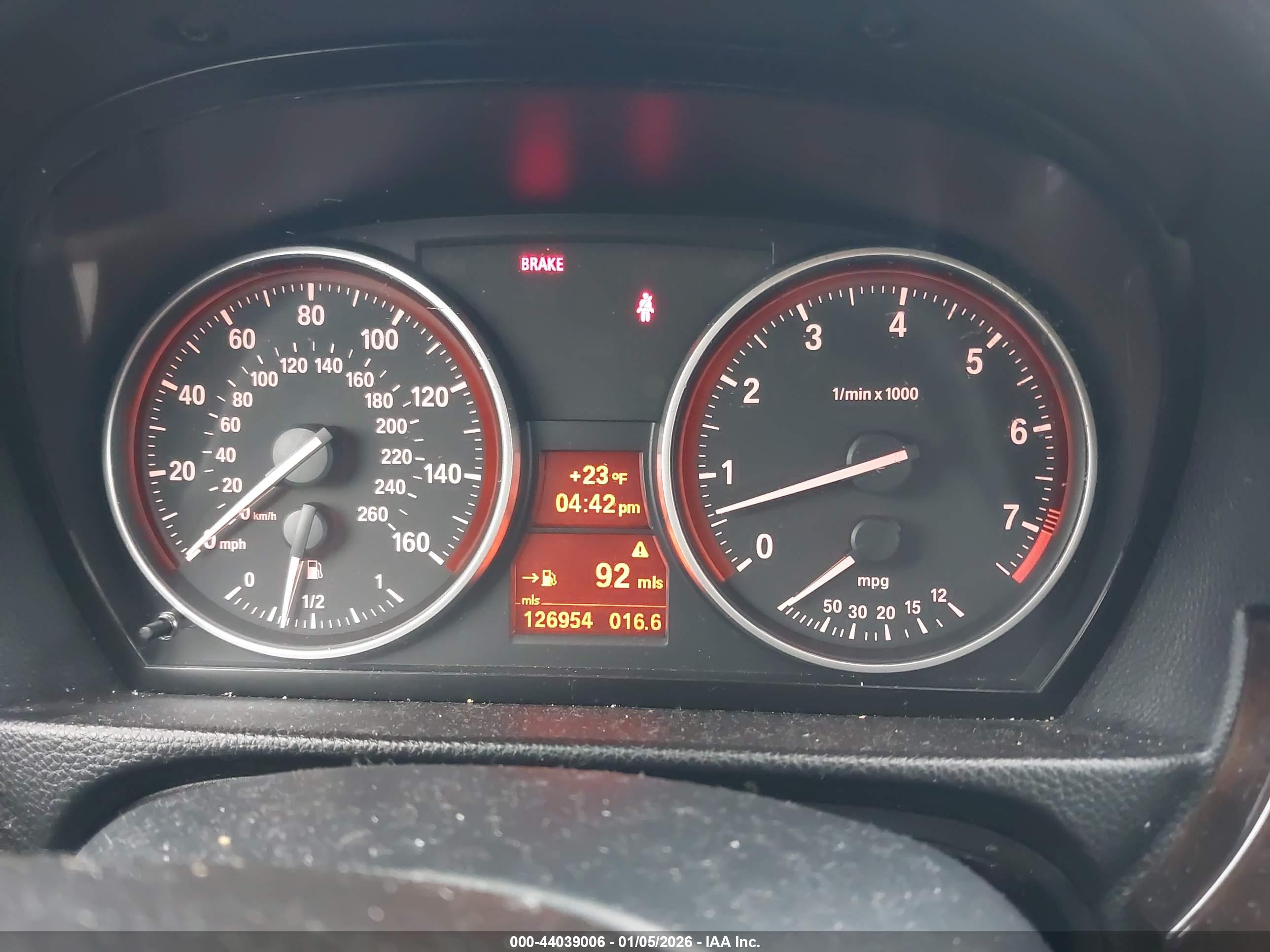 BMW 328I image 7