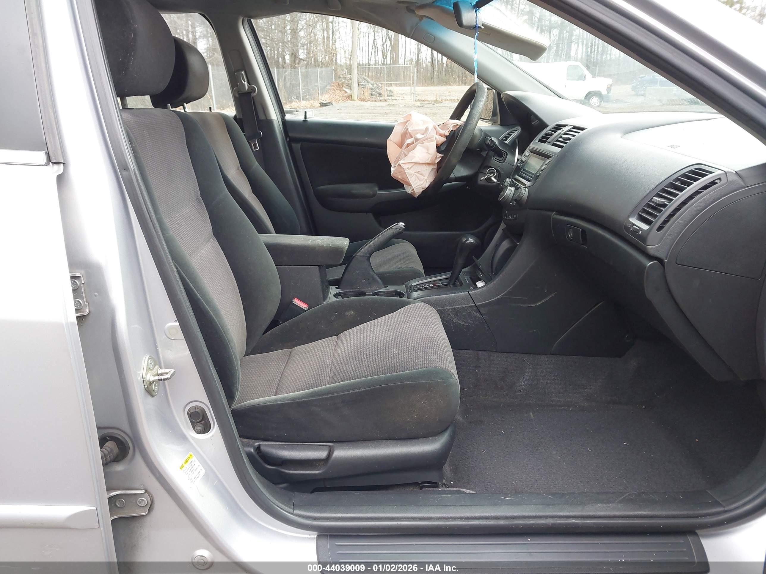 HONDA ACCORD image 5