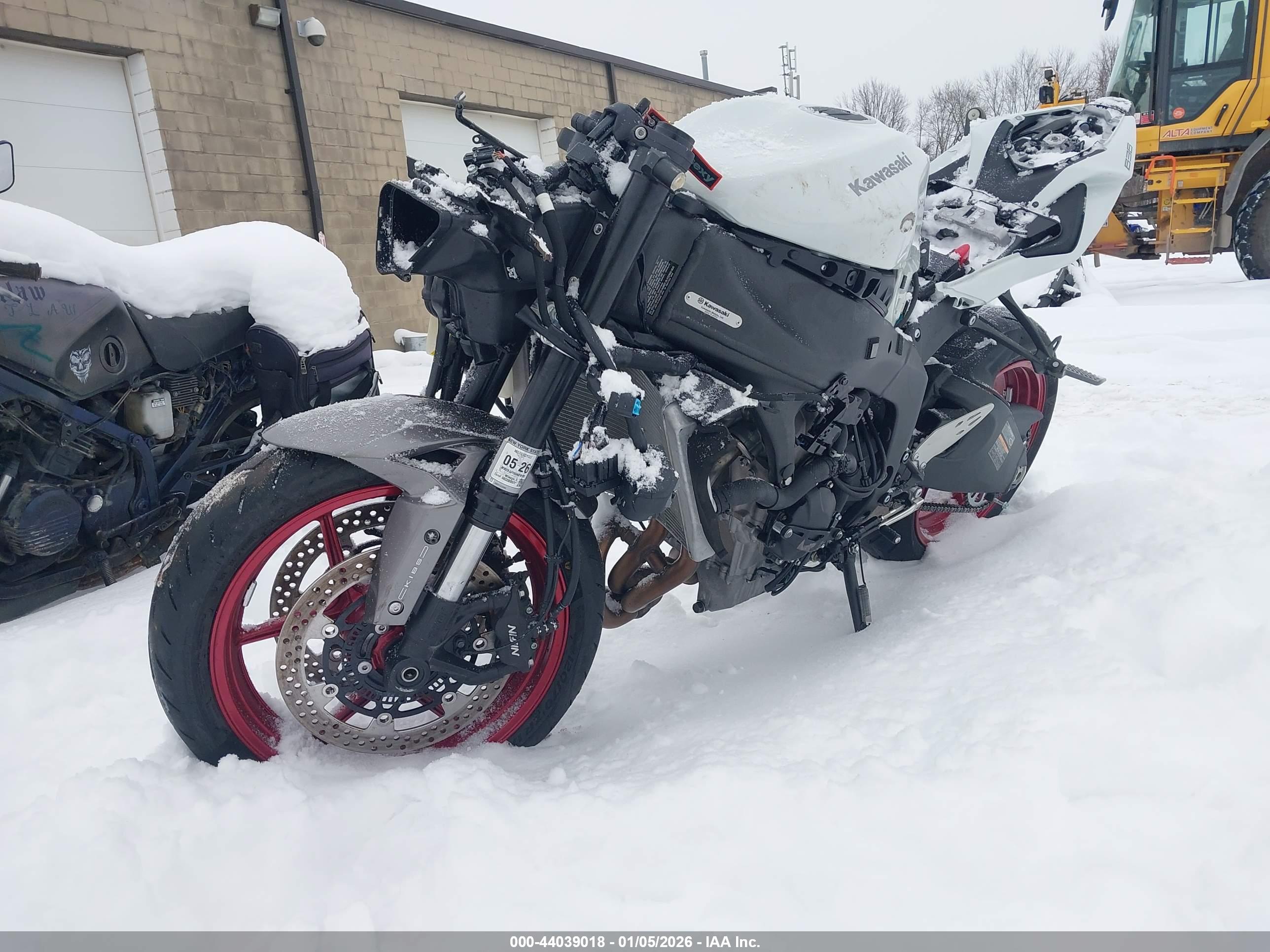KAWASAKI ZX636 image 2