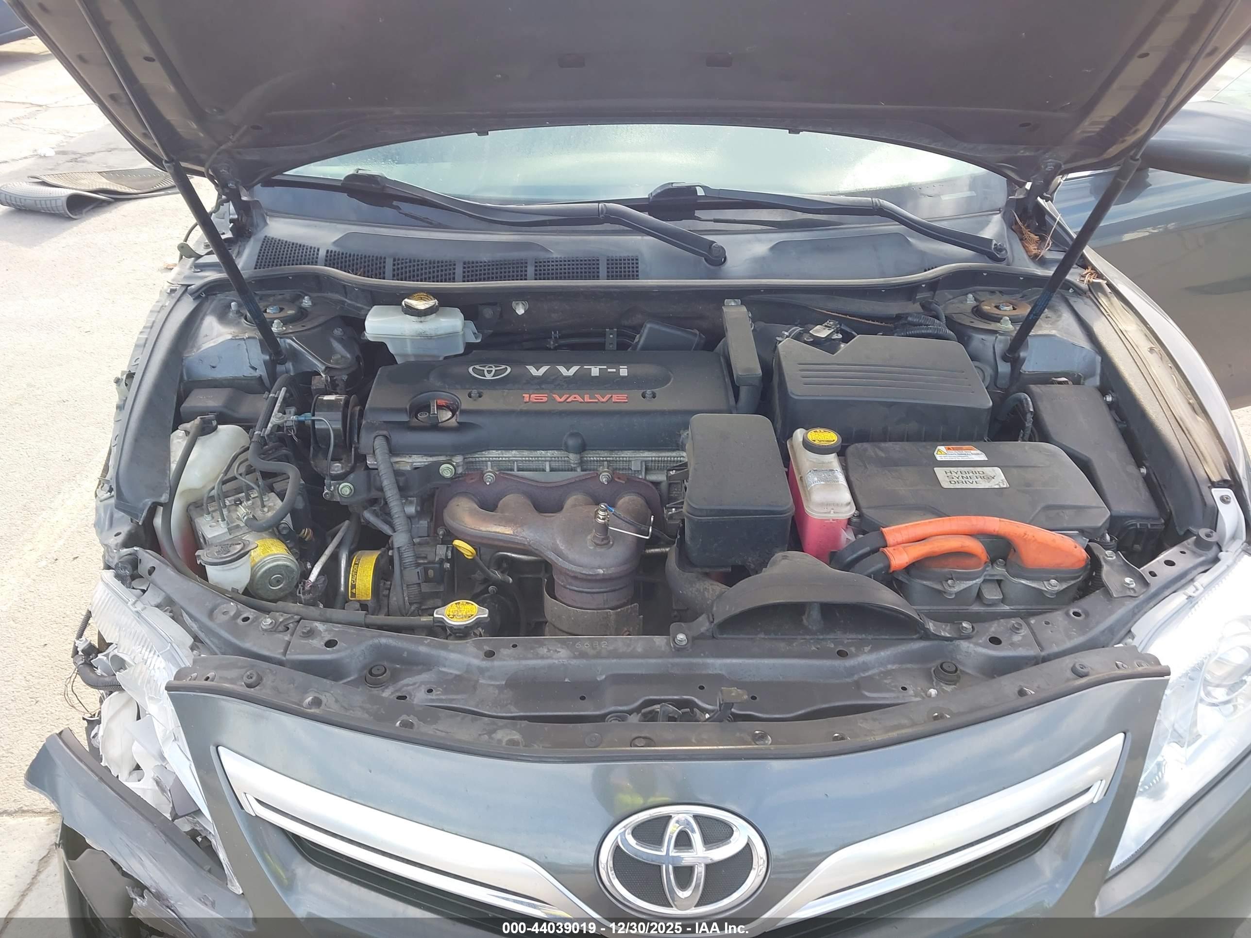 TOYOTA CAMRY image 10