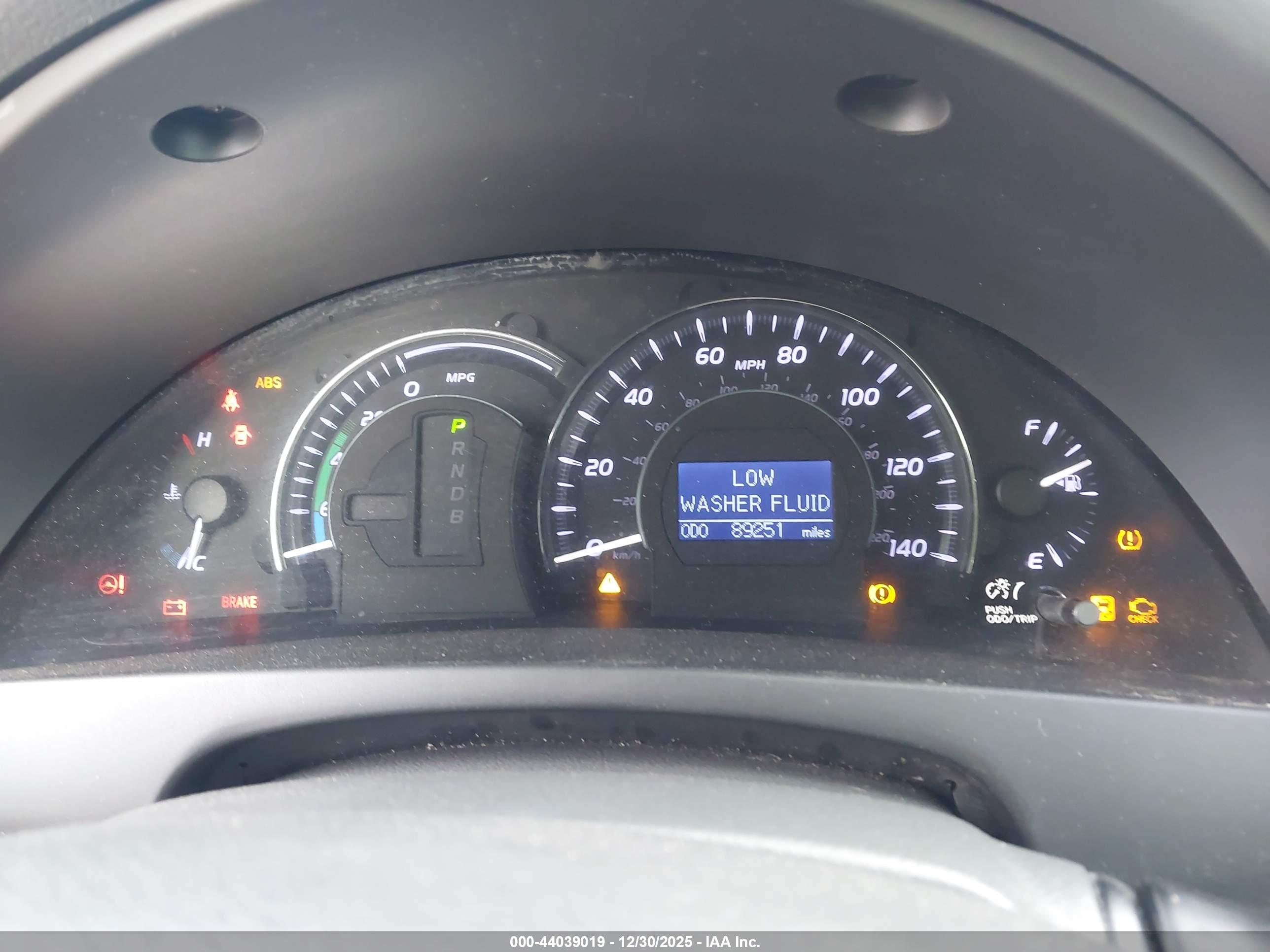 TOYOTA CAMRY image 7