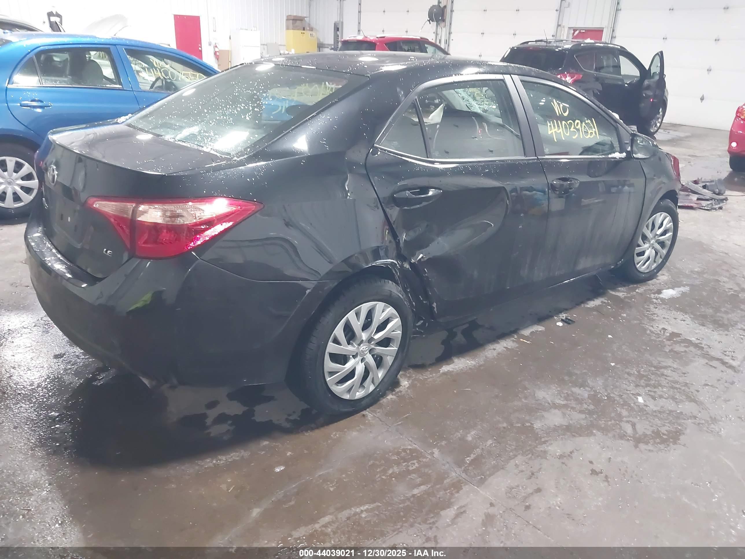 TOYOTA COROLLA image 4
