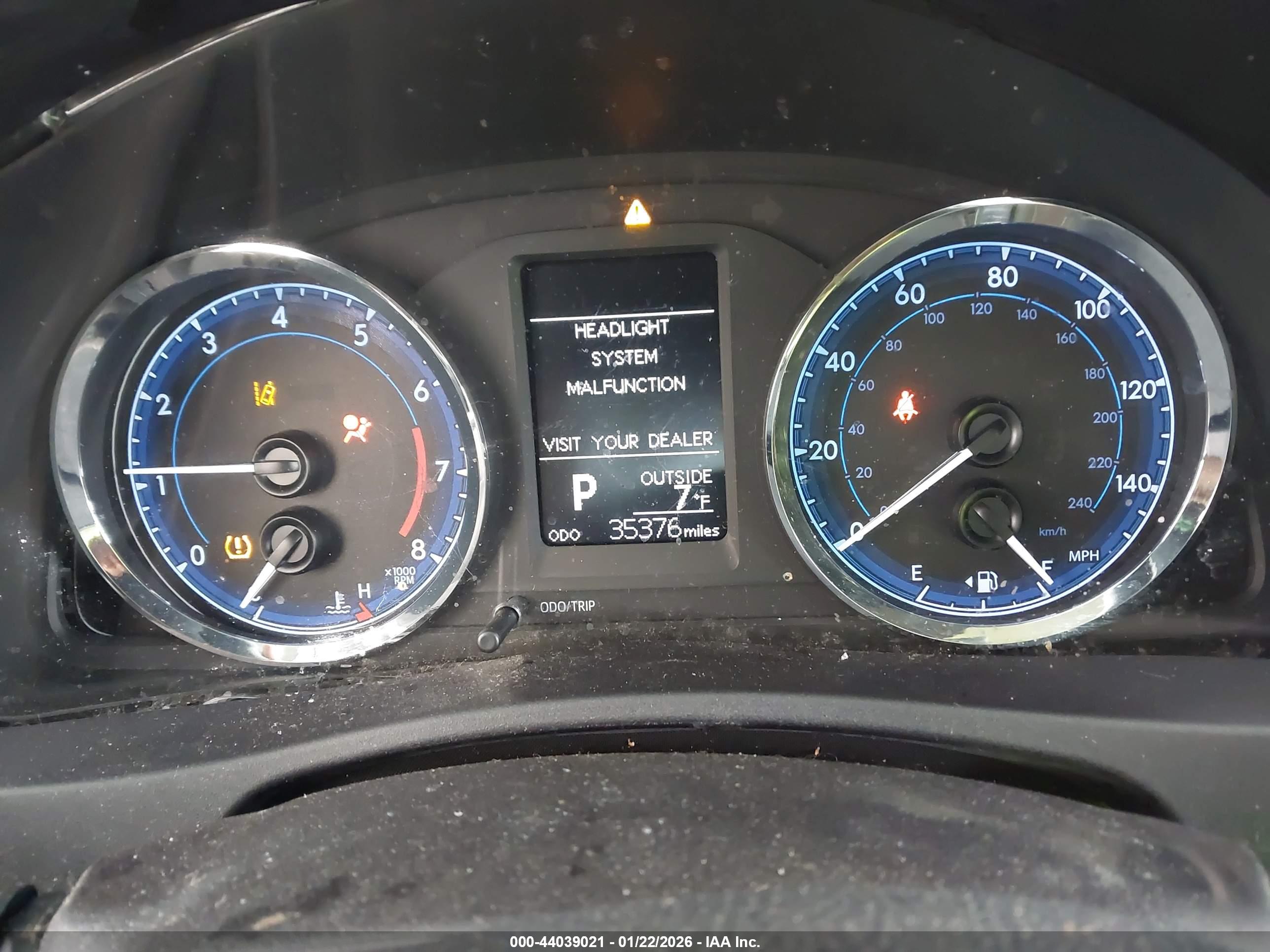 TOYOTA COROLLA image 7
