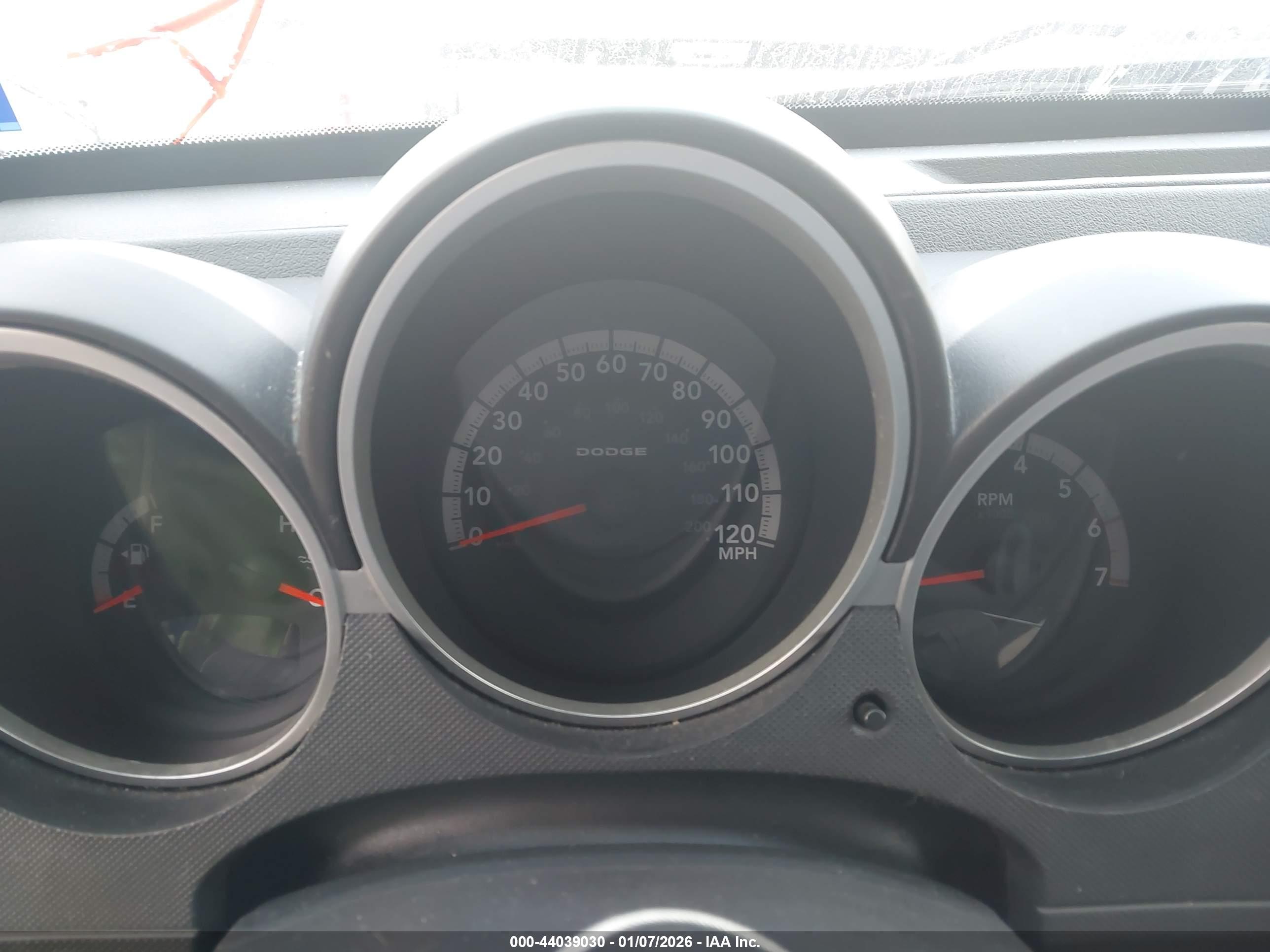 DODGE NITRO image 7
