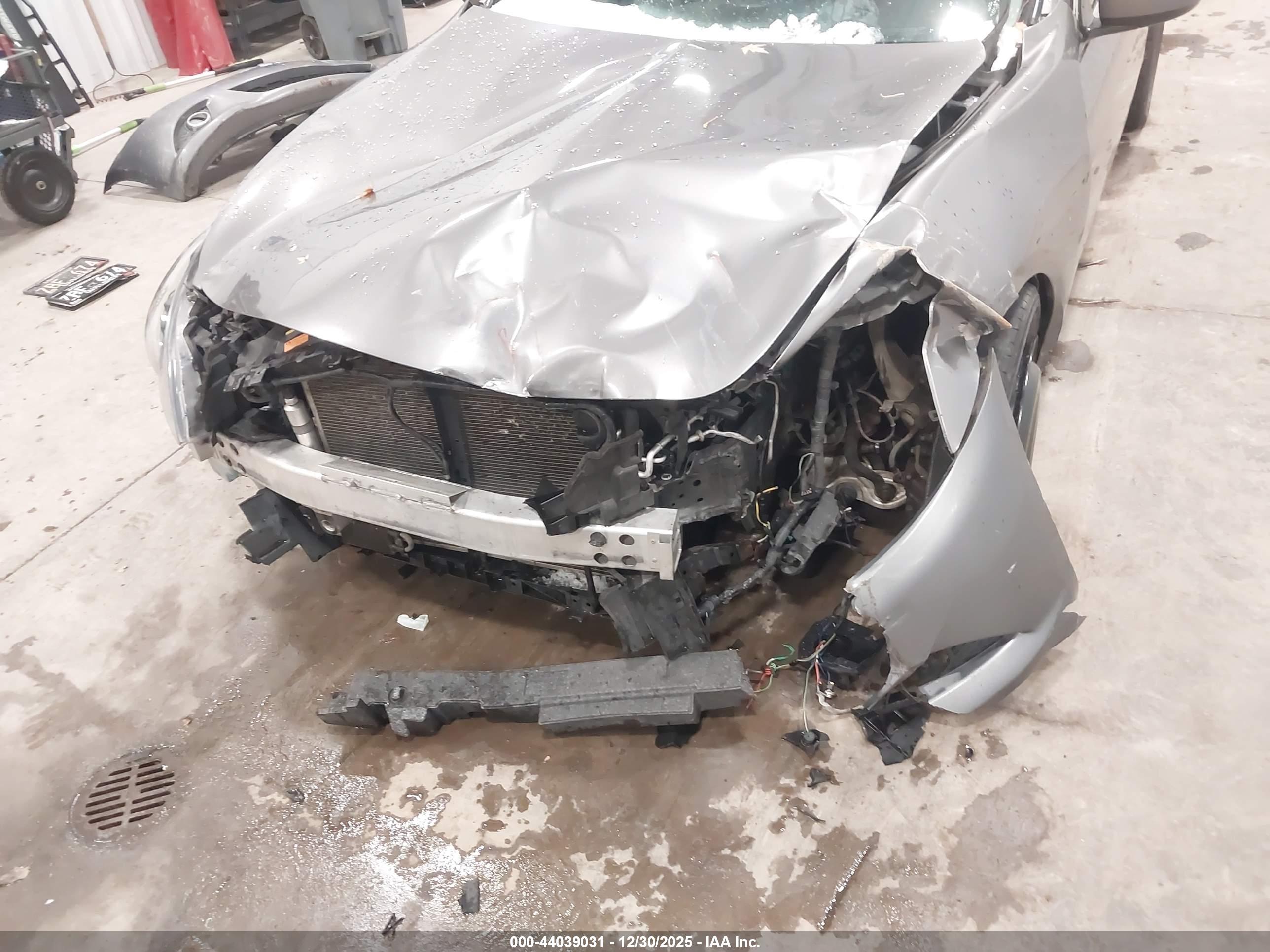 INFINITI G37X image 6