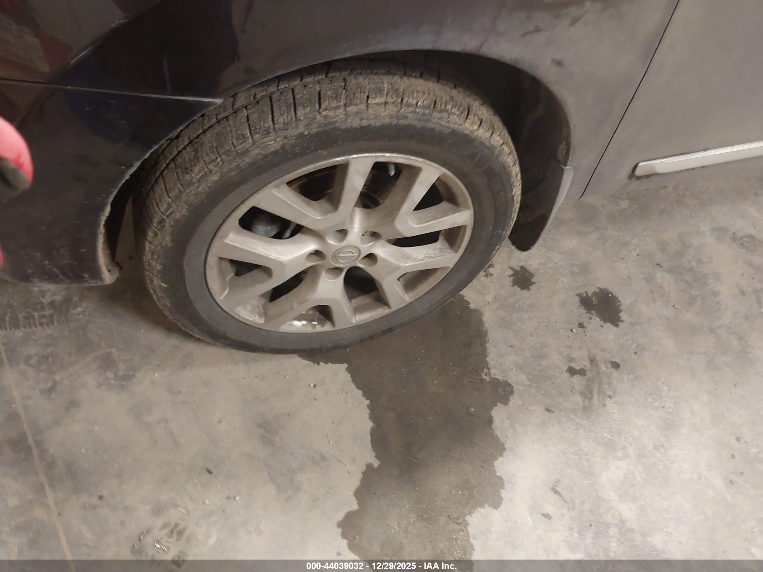 NISSAN ROGUE image 6