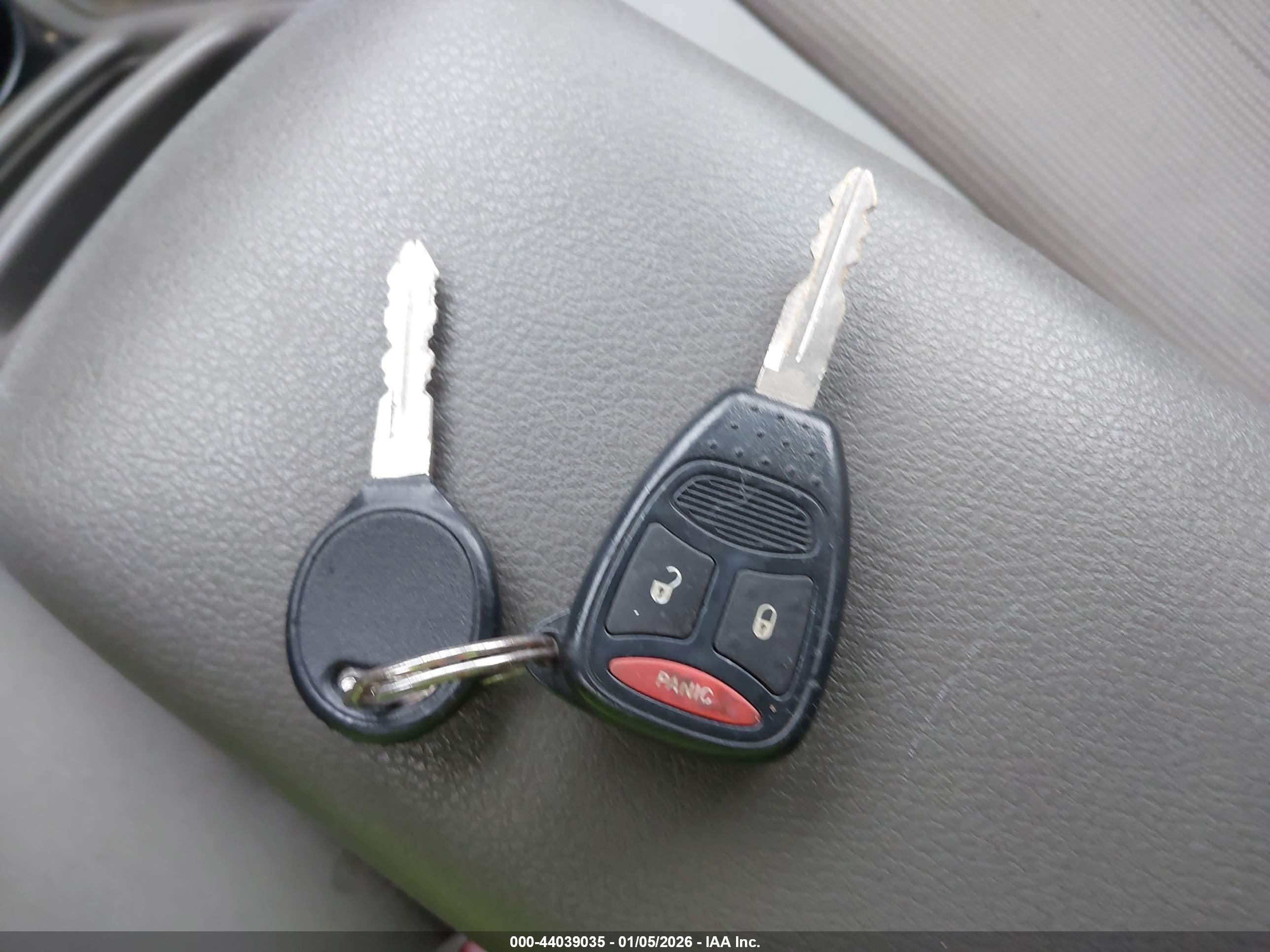 DODGE DAKOTA image 11