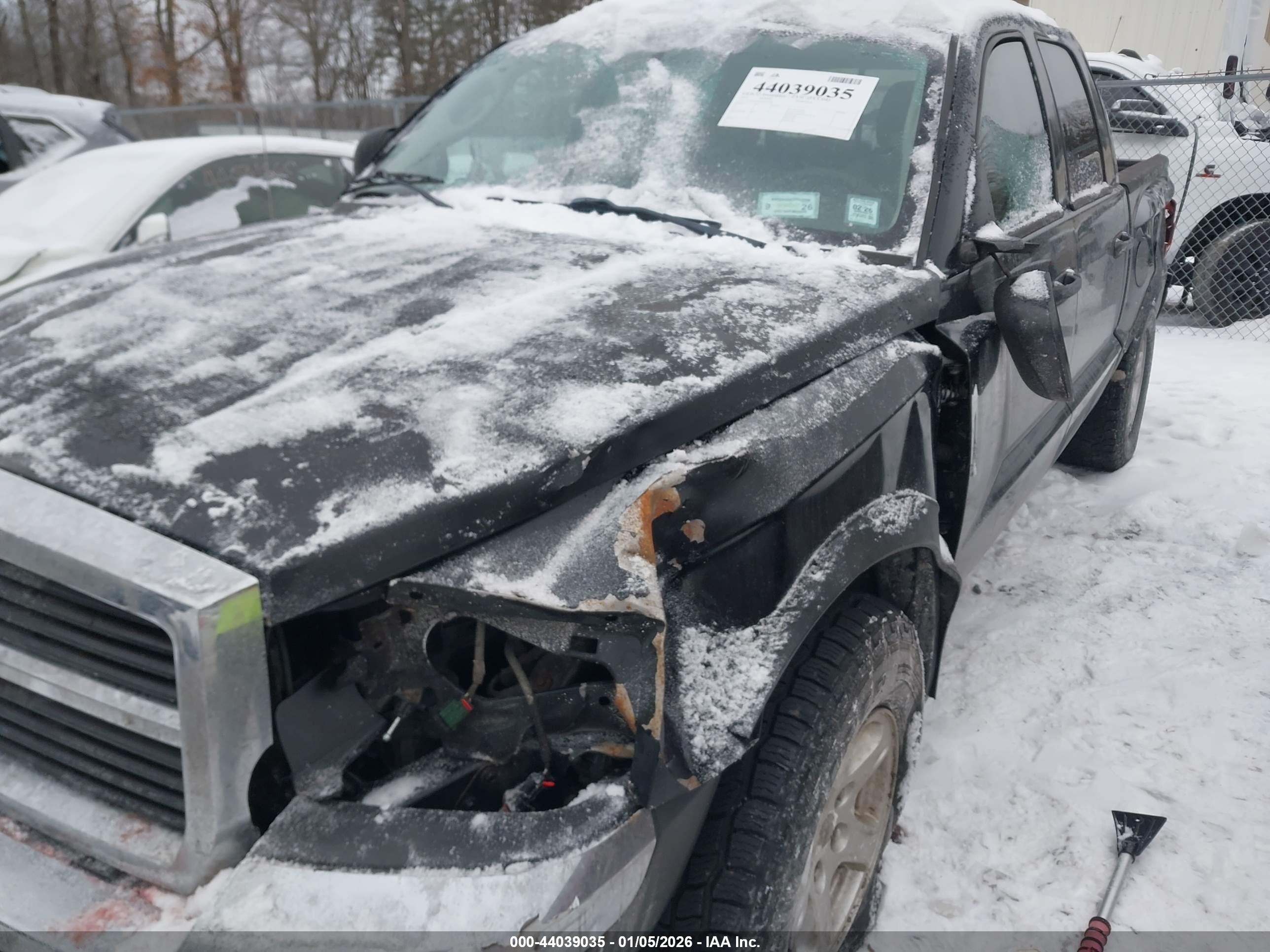 DODGE DAKOTA image 6