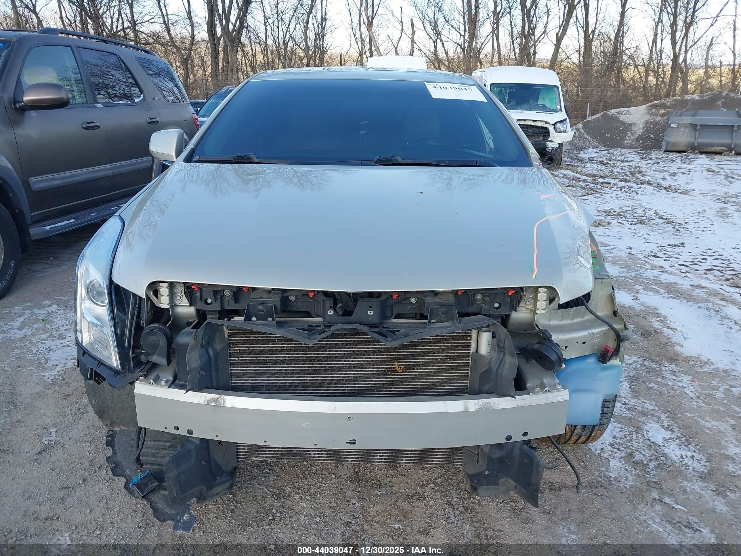 CADILLAC XTS image 6
