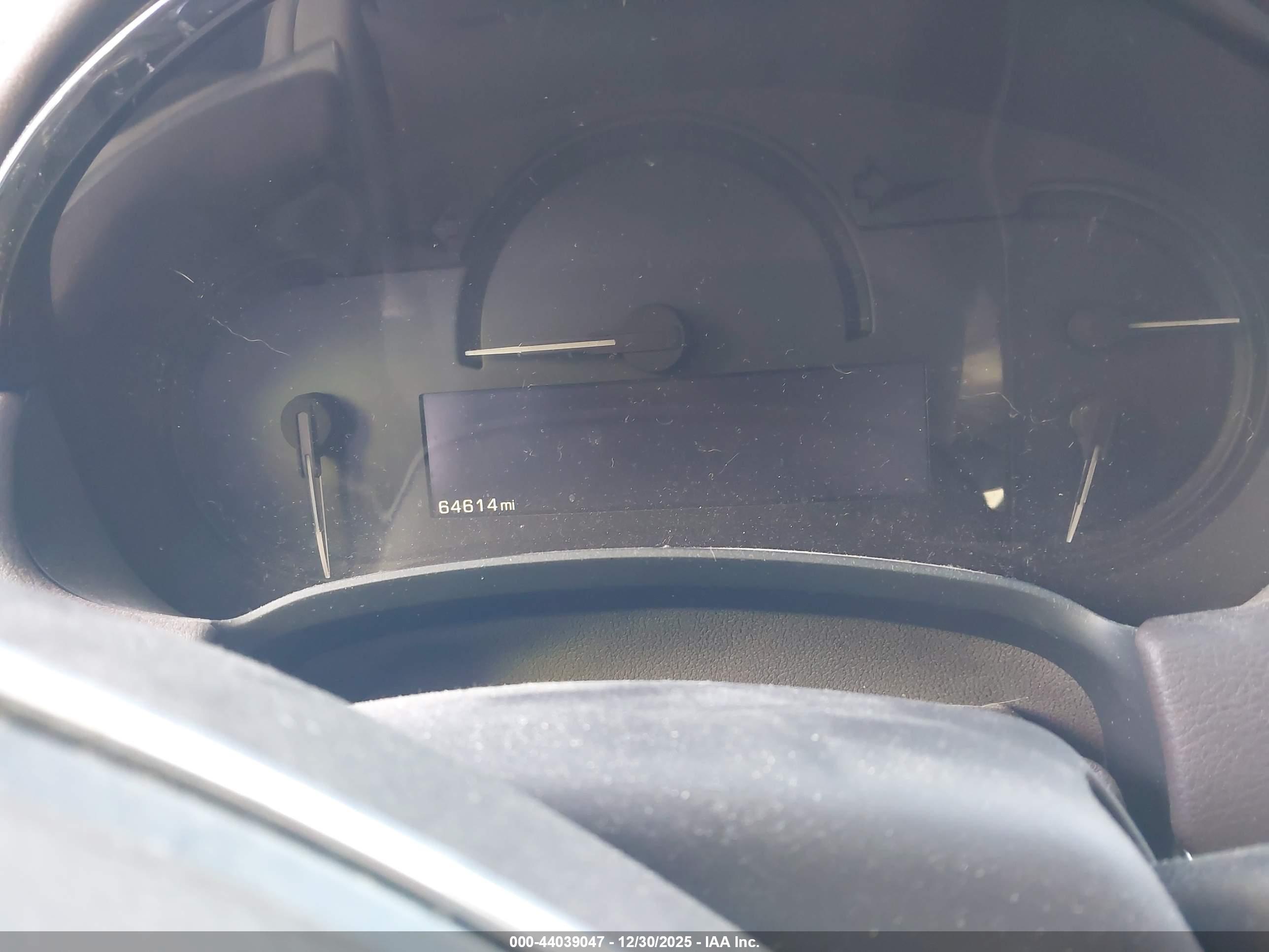 CADILLAC XTS image 7