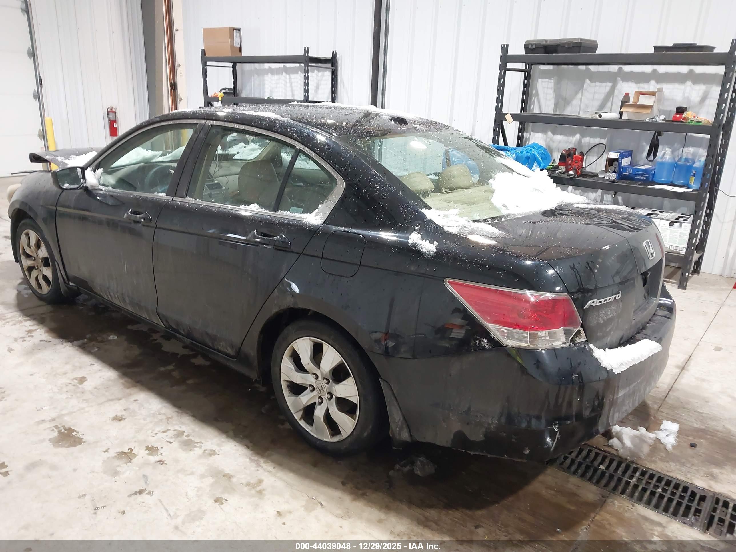 HONDA ACCORD image 3