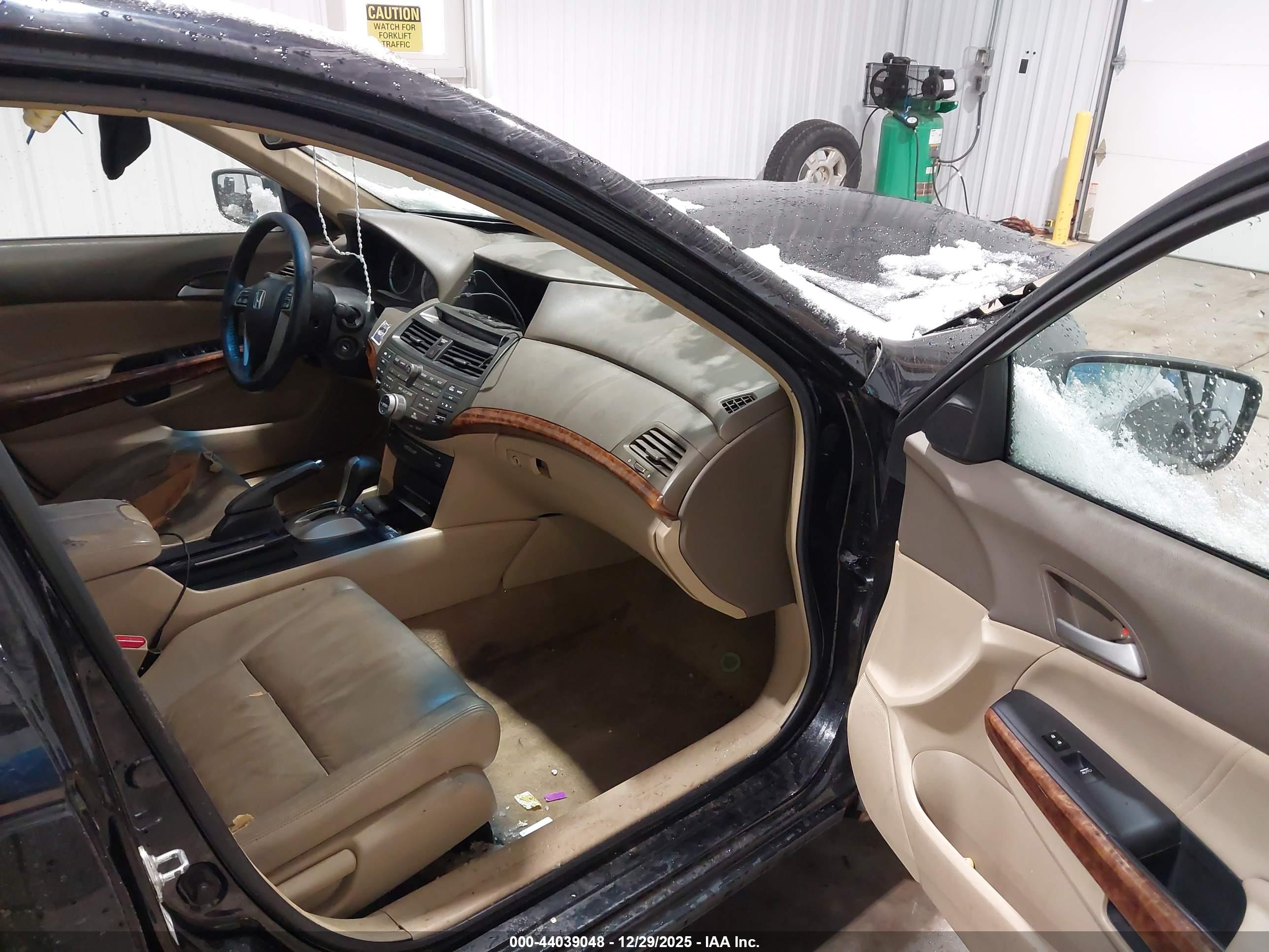 HONDA ACCORD image 5