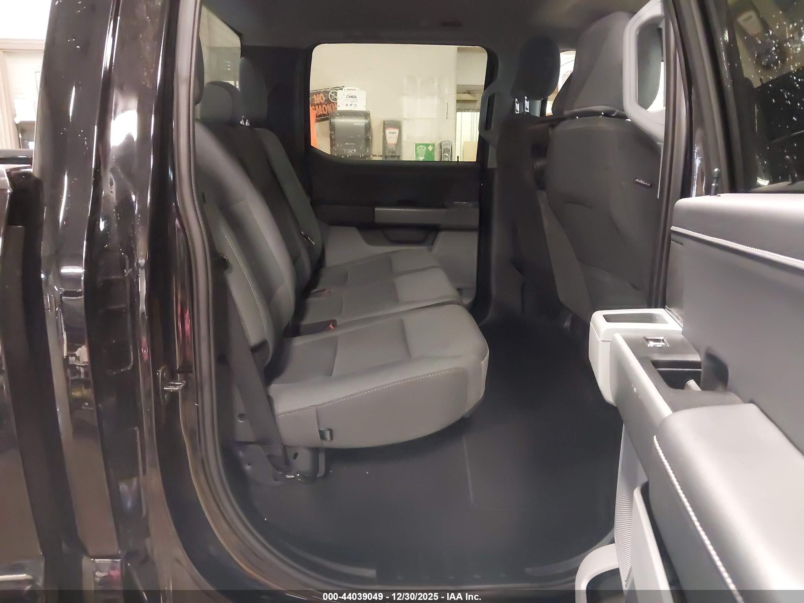 FORD F-150 image 8