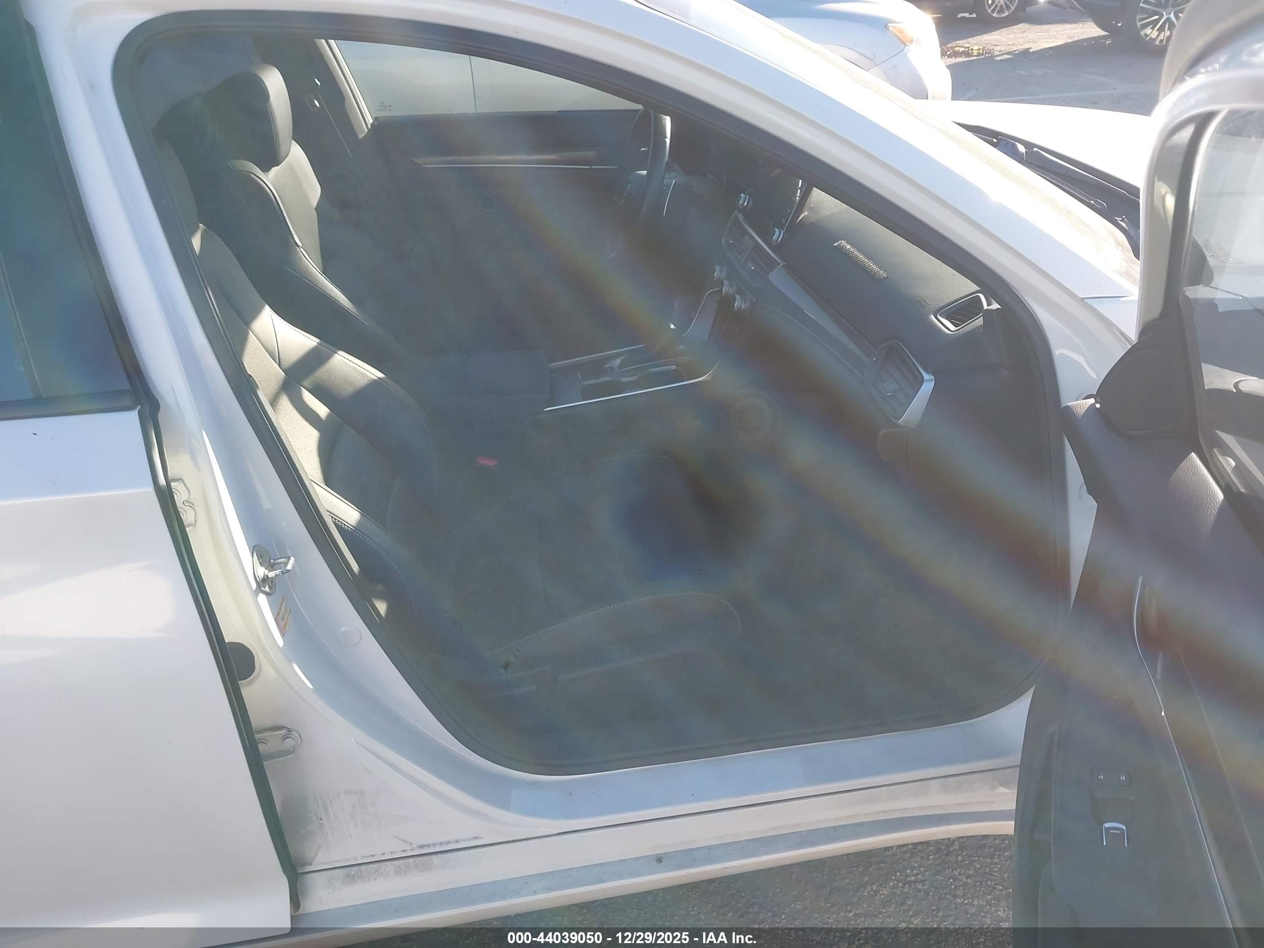 HONDA ACCORD image 5