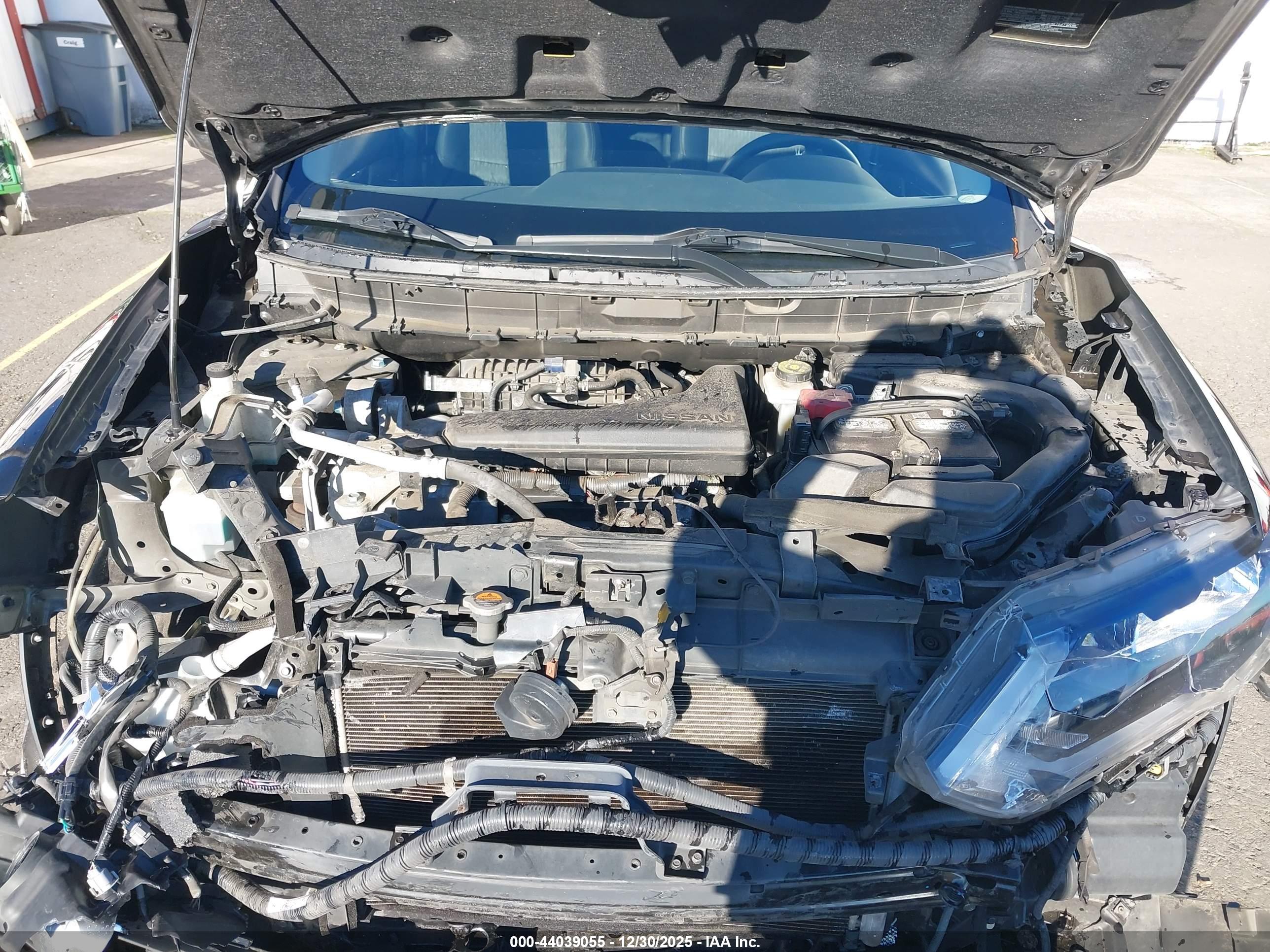 NISSAN ROGUE image 10
