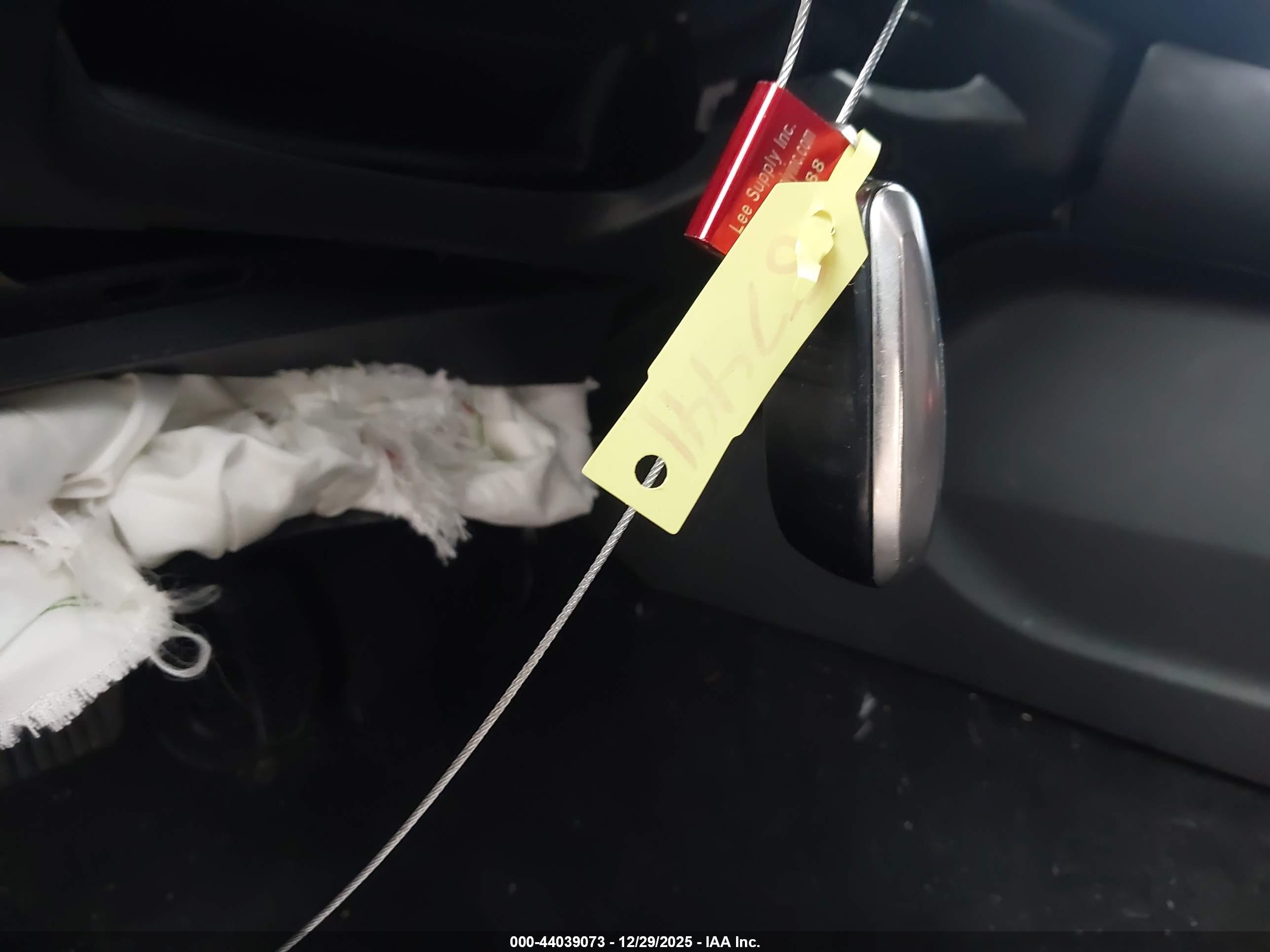 SUBARU OUTBACK image 11