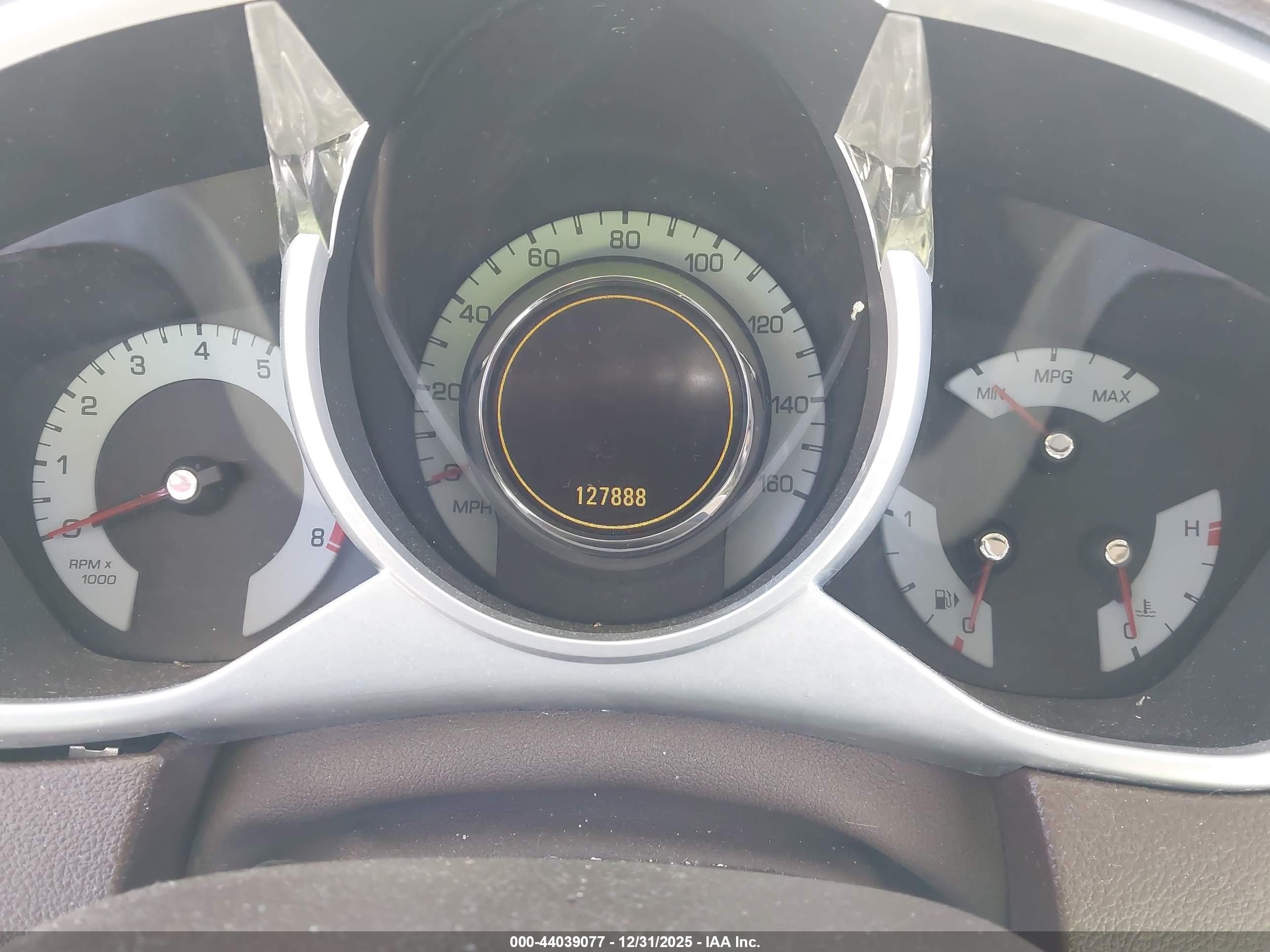CADILLAC SRX image 7