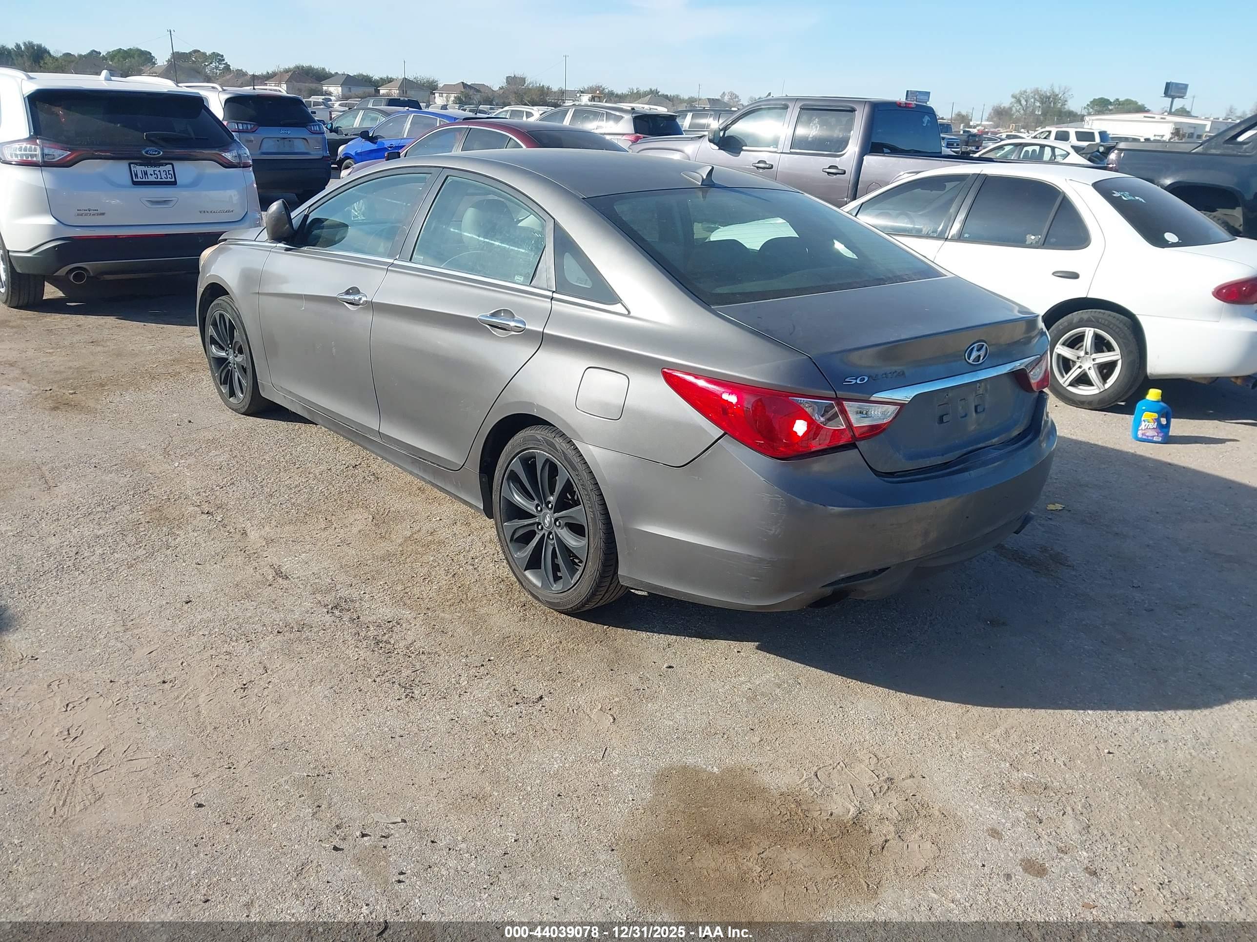 HYUNDAI SONATA image 3