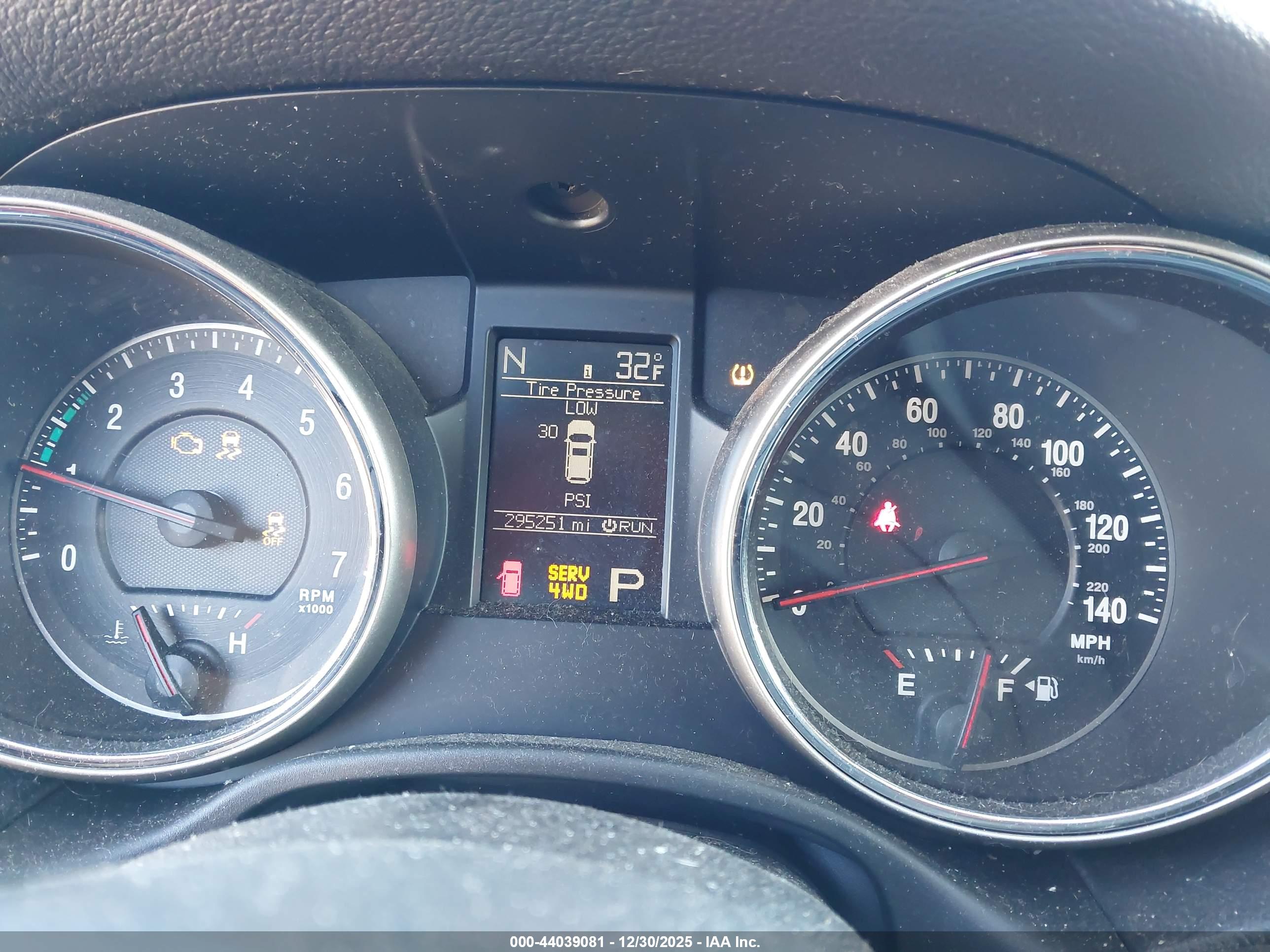 JEEP GRAND image 7