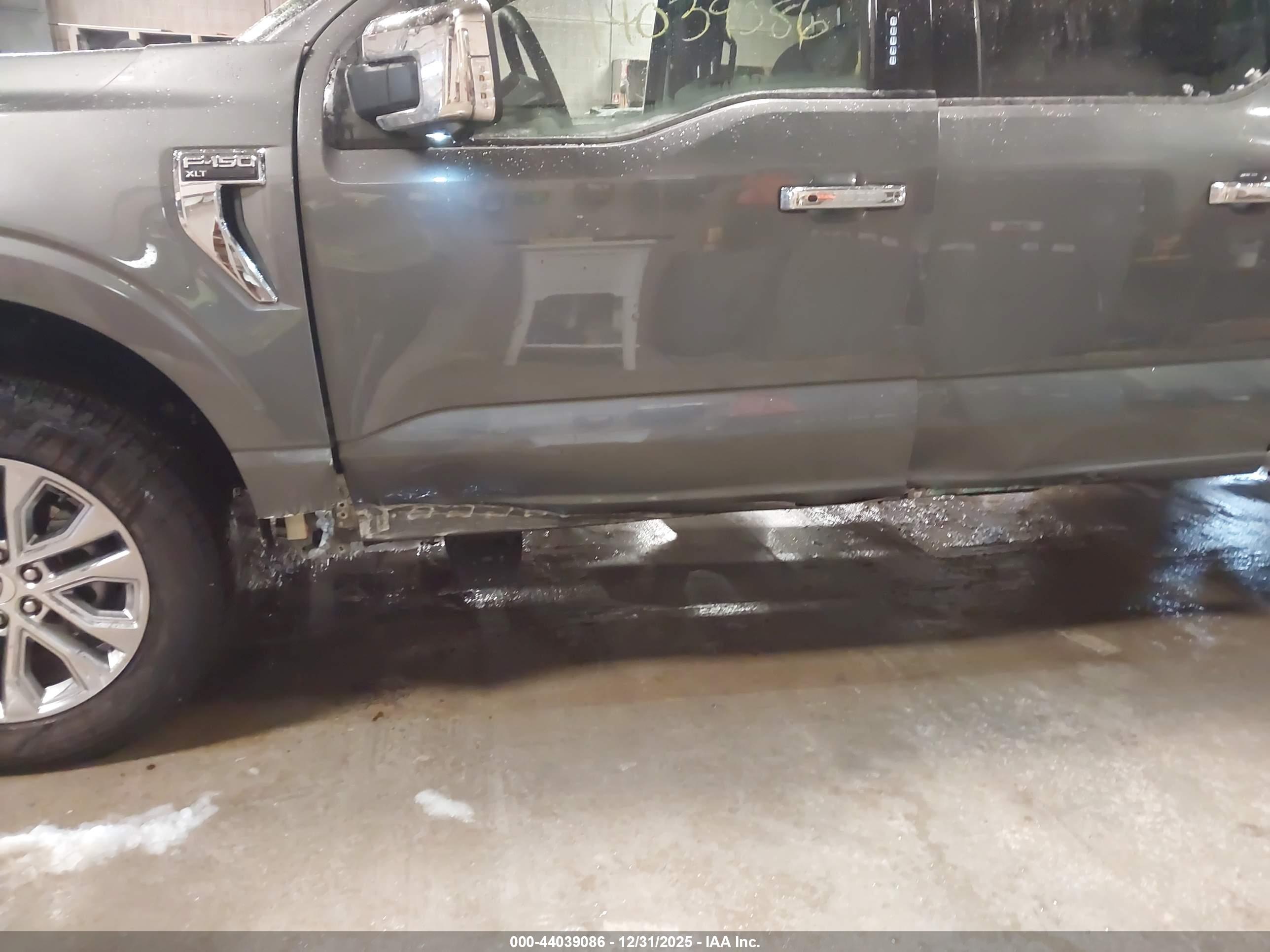 FORD F-150 image 6