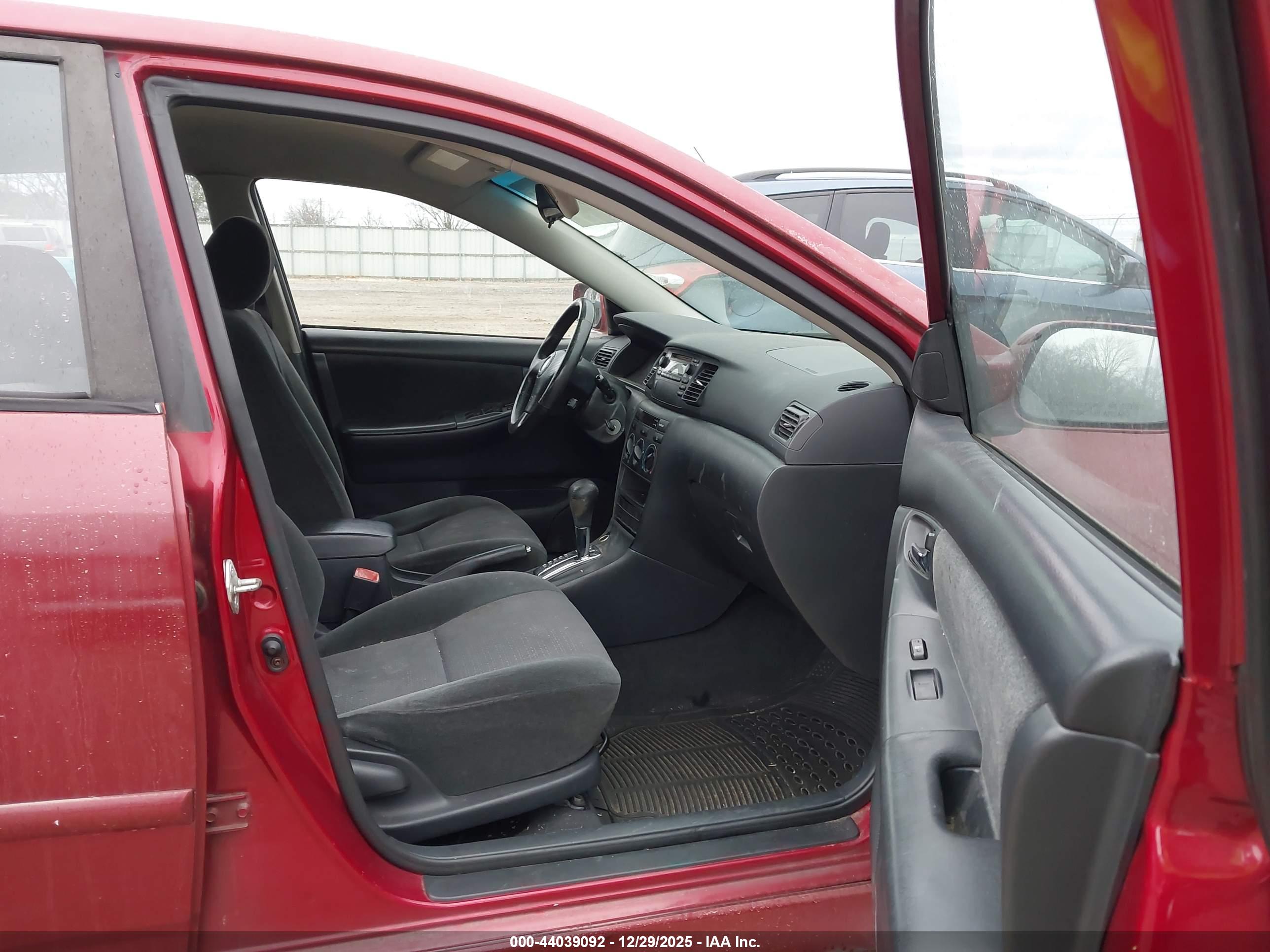 TOYOTA COROLLA image 5