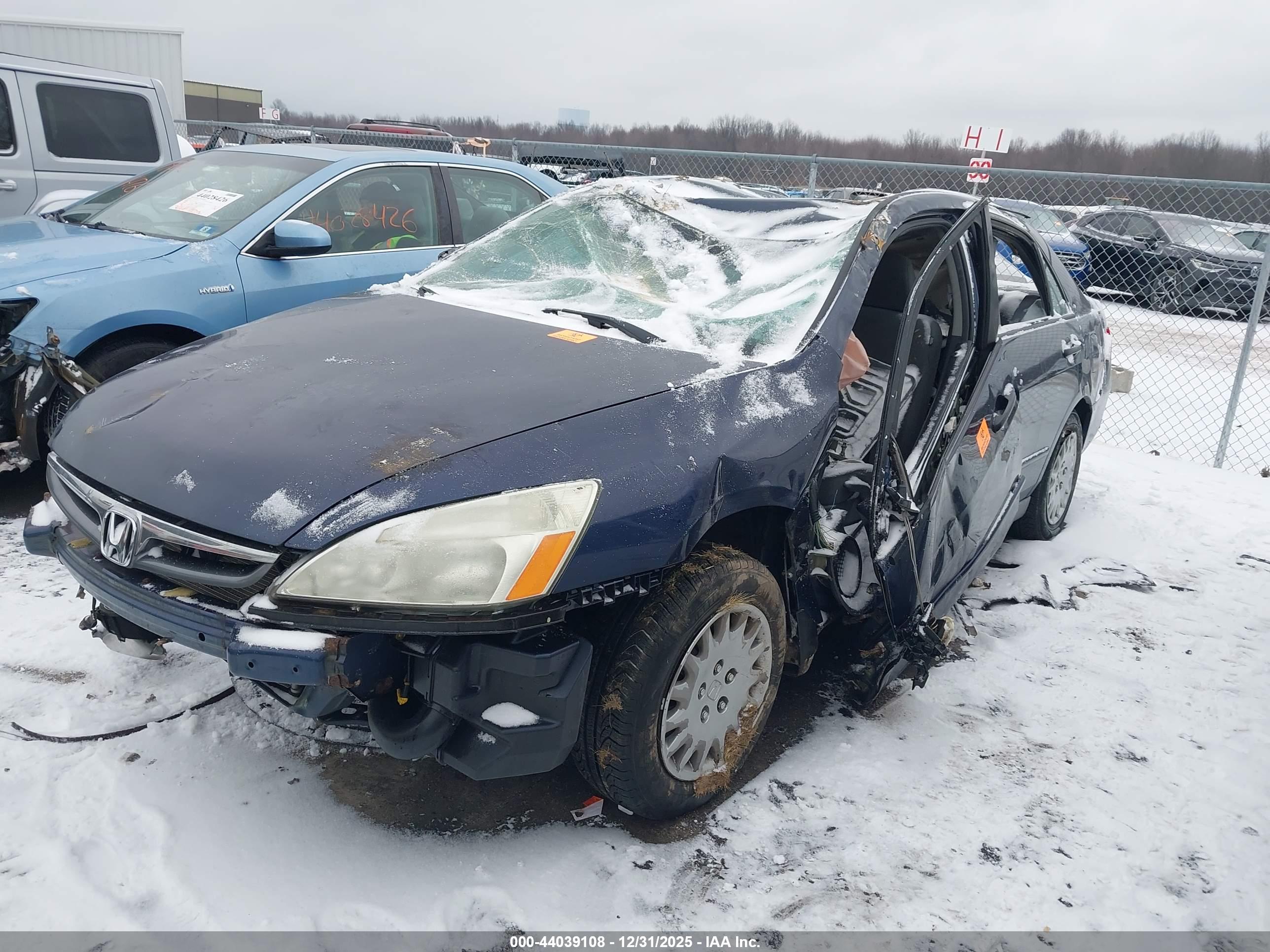 HONDA ACCORD image 2