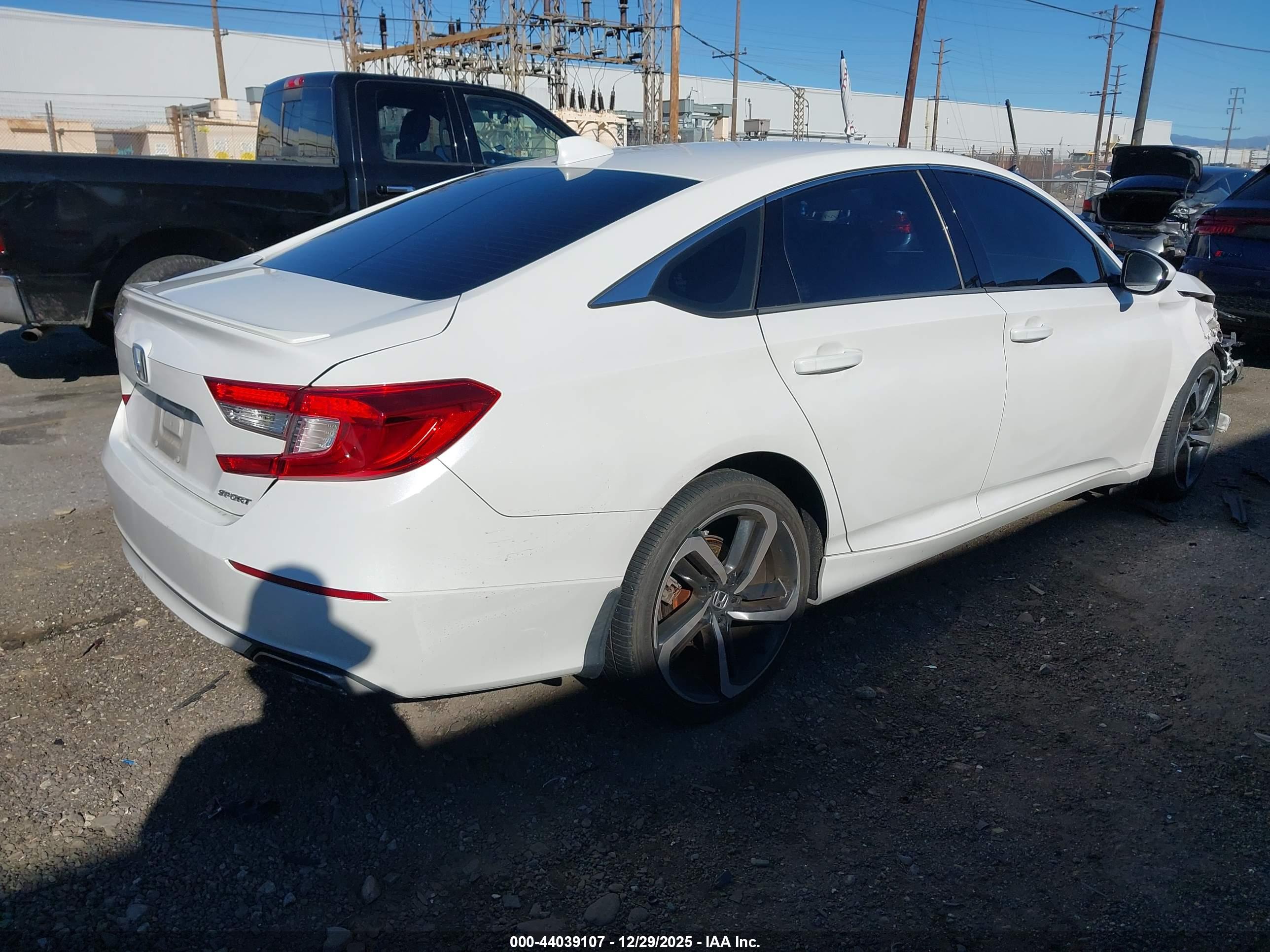 HONDA ACCORD image 4