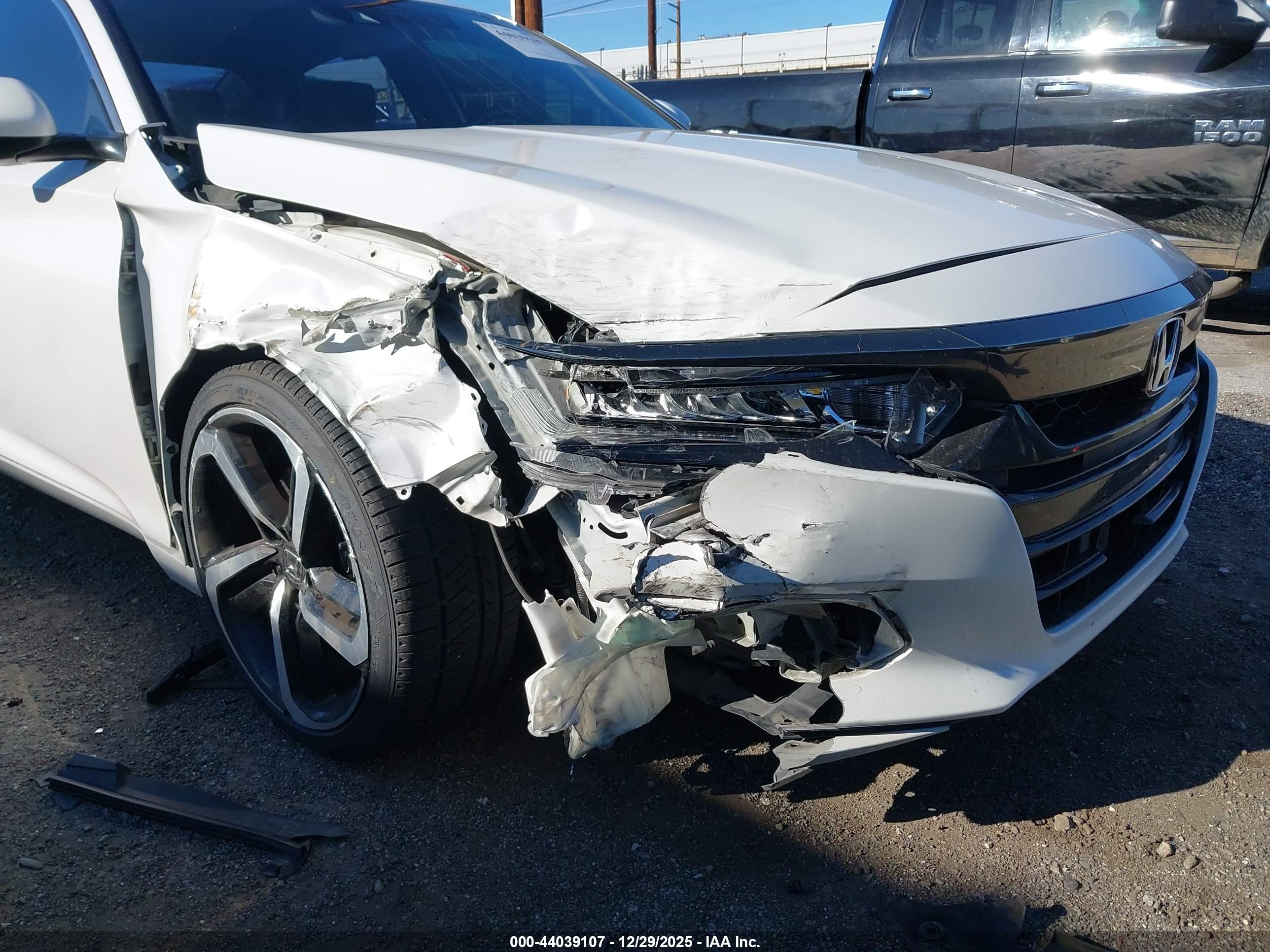 HONDA ACCORD image 6
