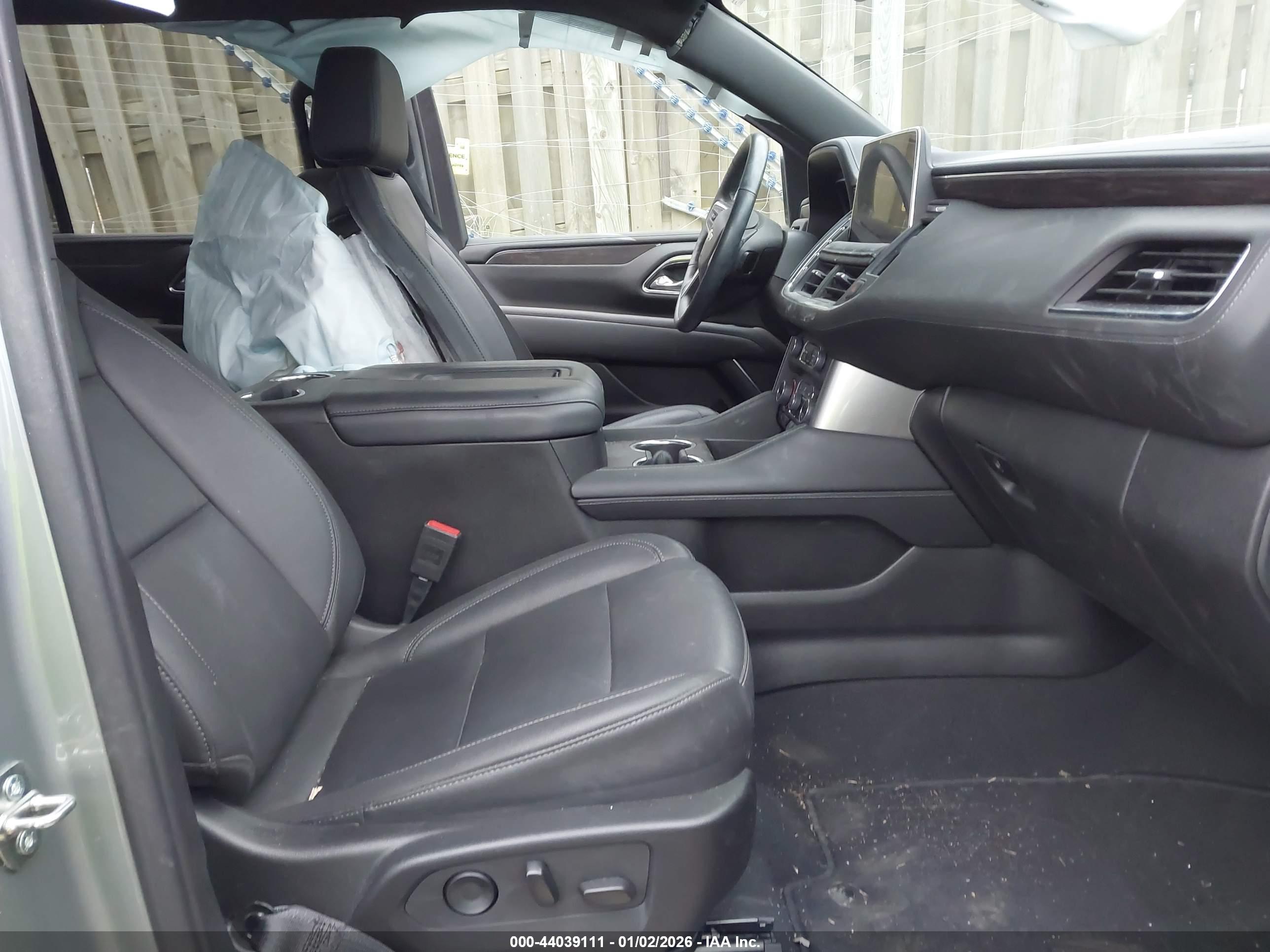 CHEVROLET TAHOE image 5