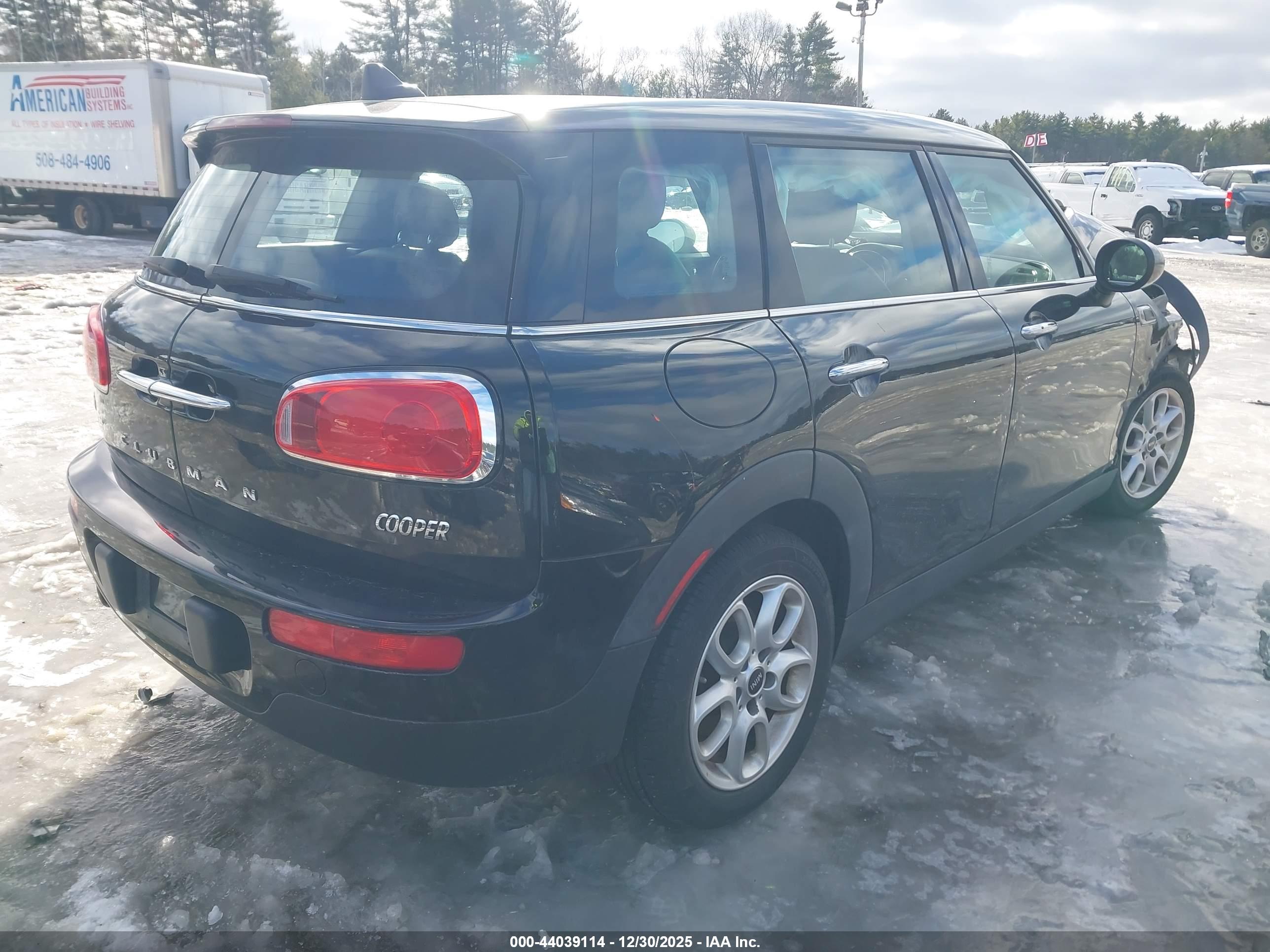 MINI CLUBMAN image 4
