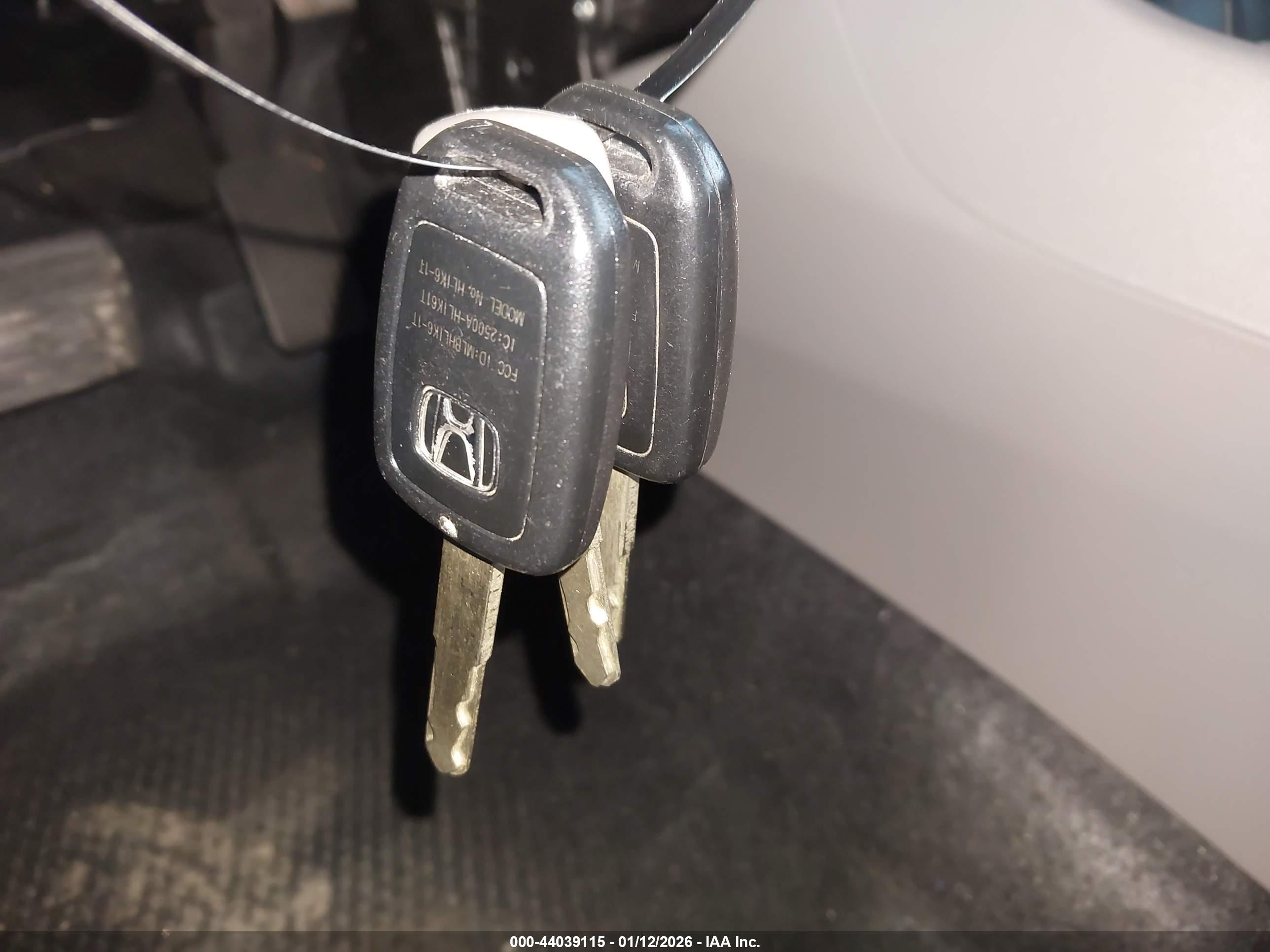 HONDA CIVIC image 11