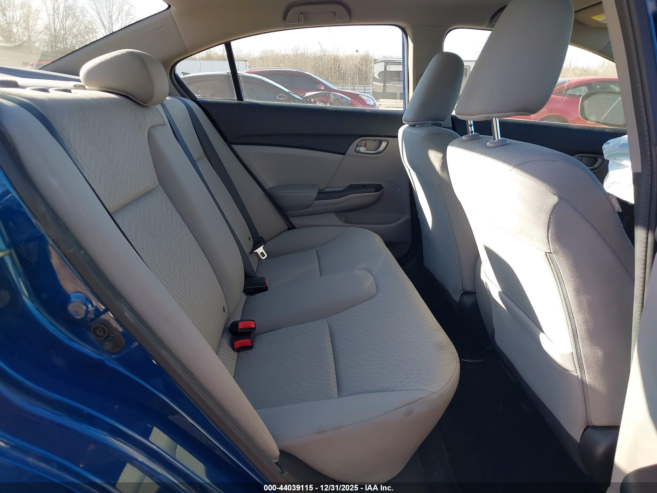 HONDA CIVIC image 8