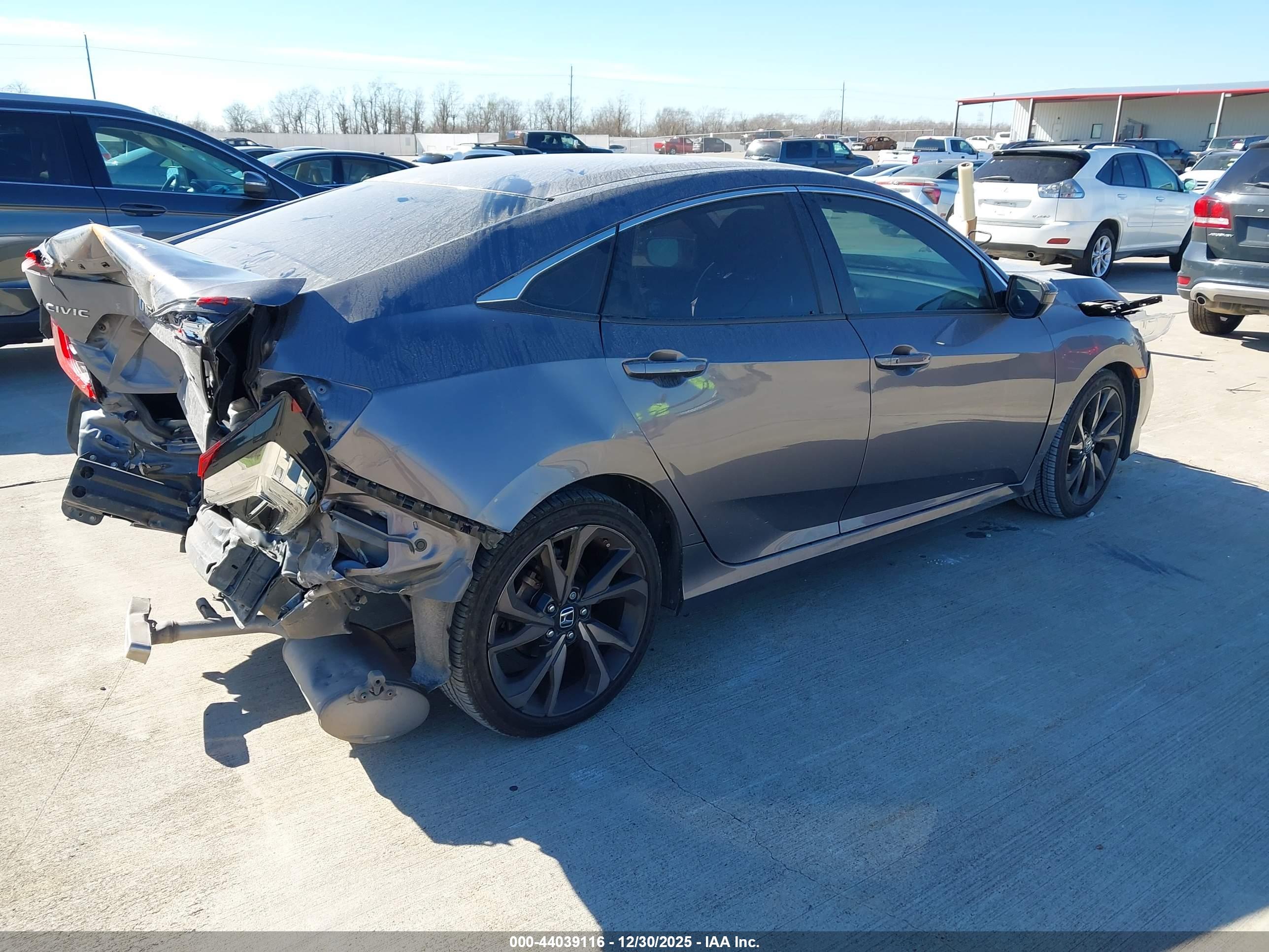 HONDA CIVIC image 4