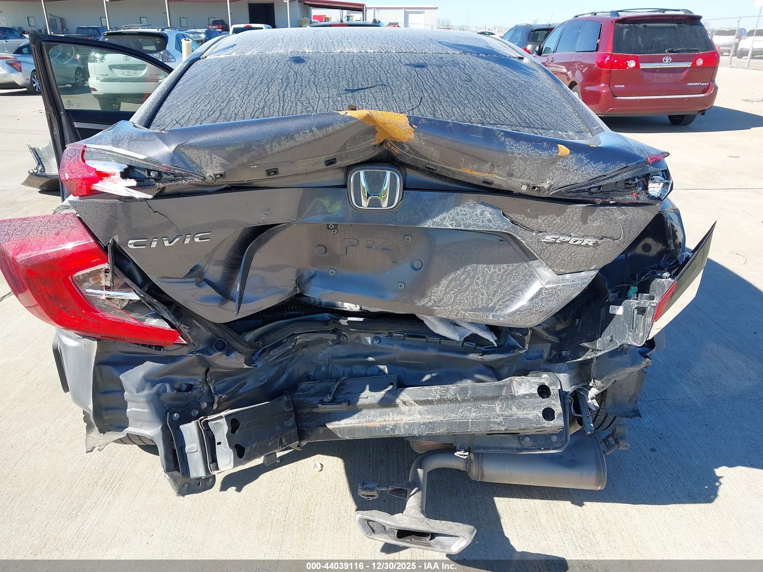 HONDA CIVIC image 6