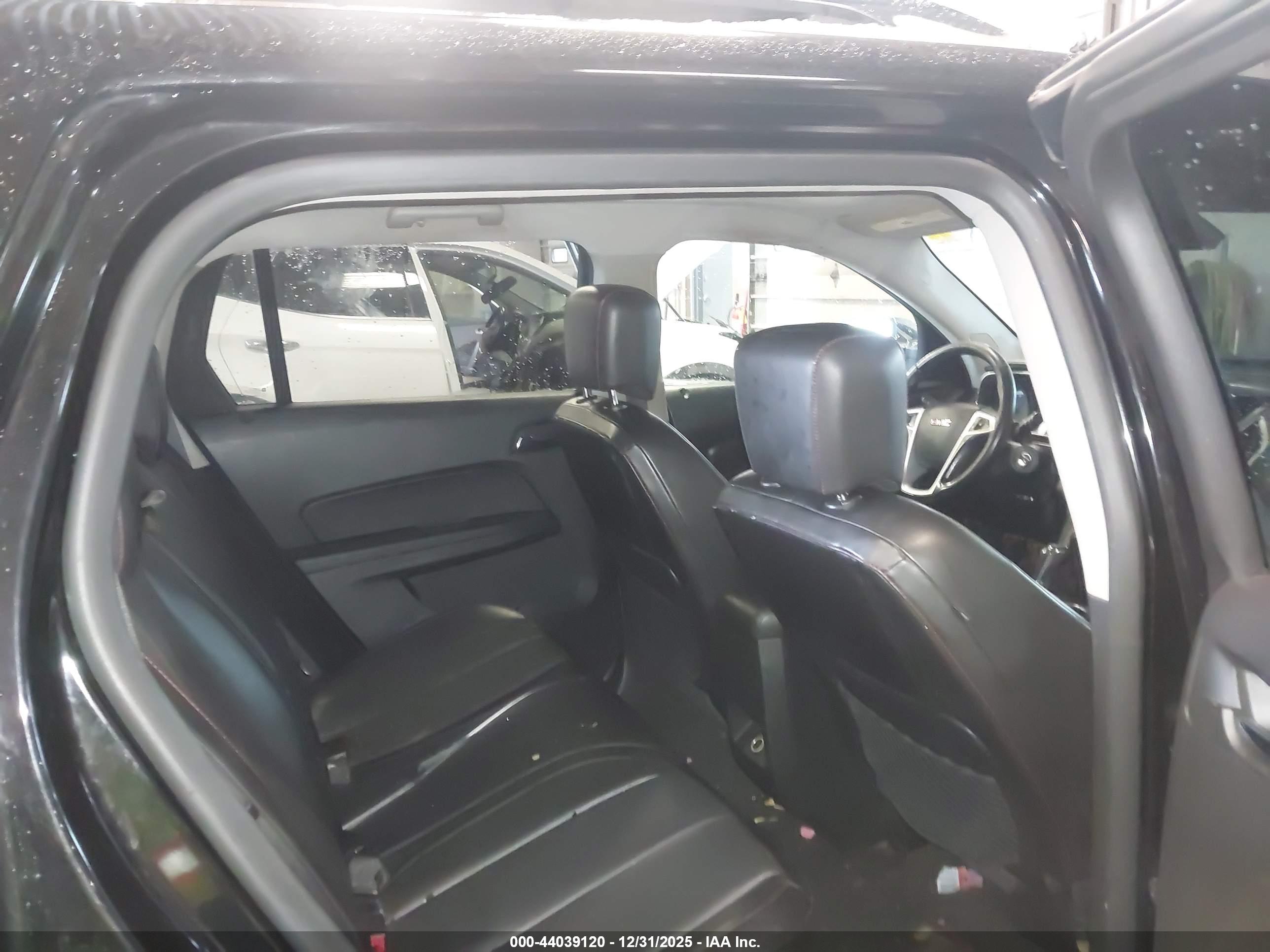 GMC TERRAIN image 8