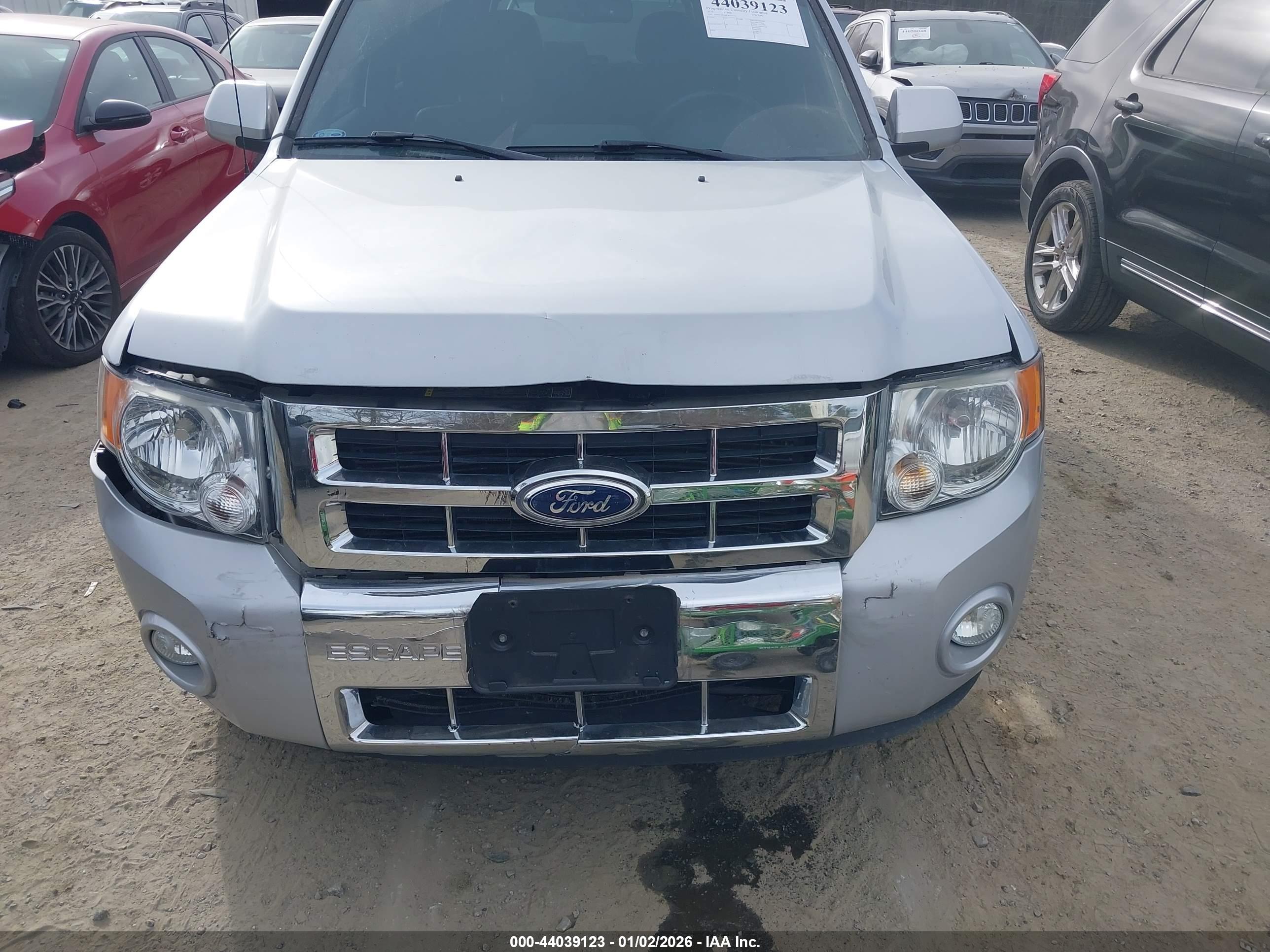 FORD ESCAPE image 6