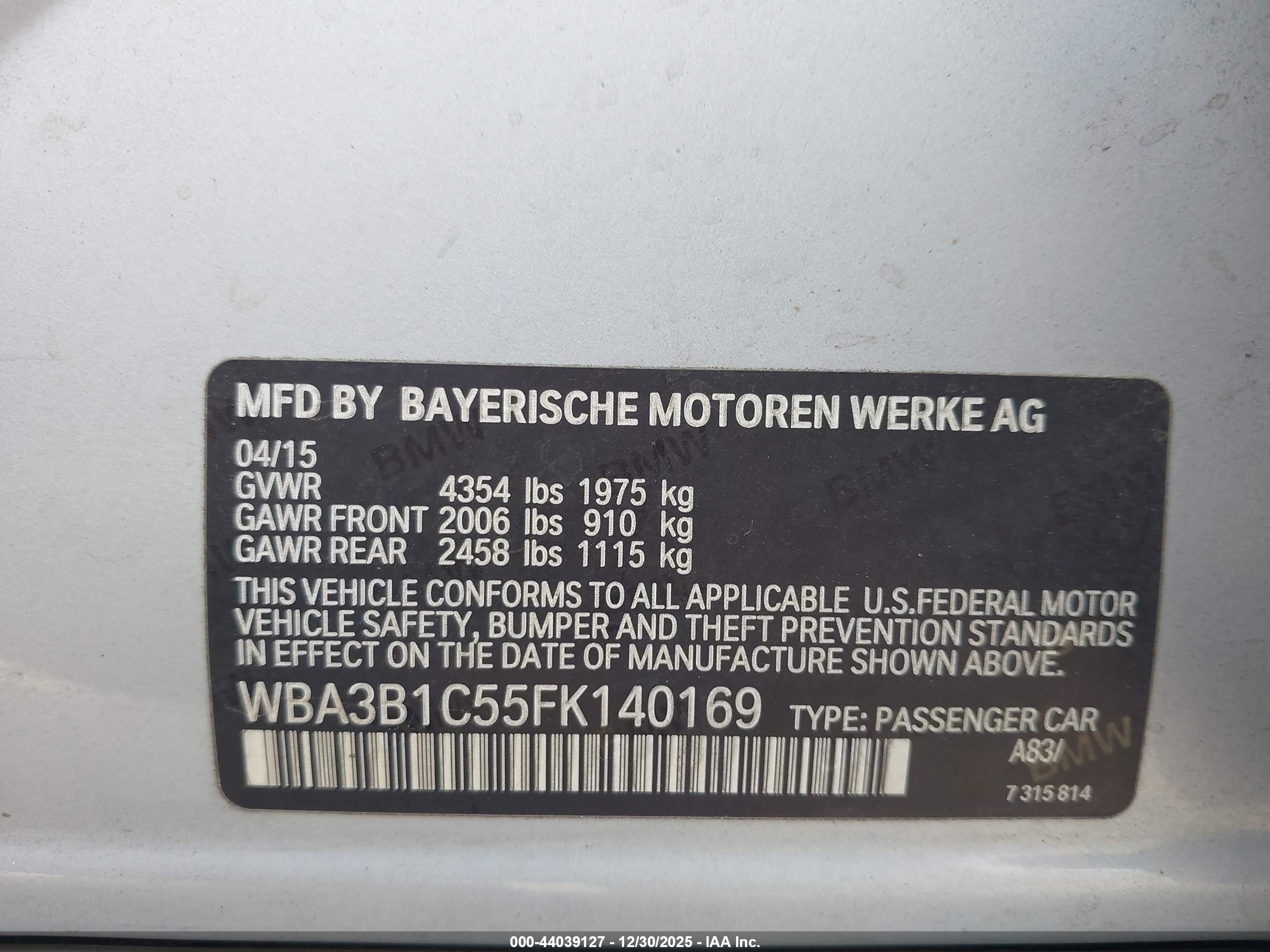 BMW 320I image 9