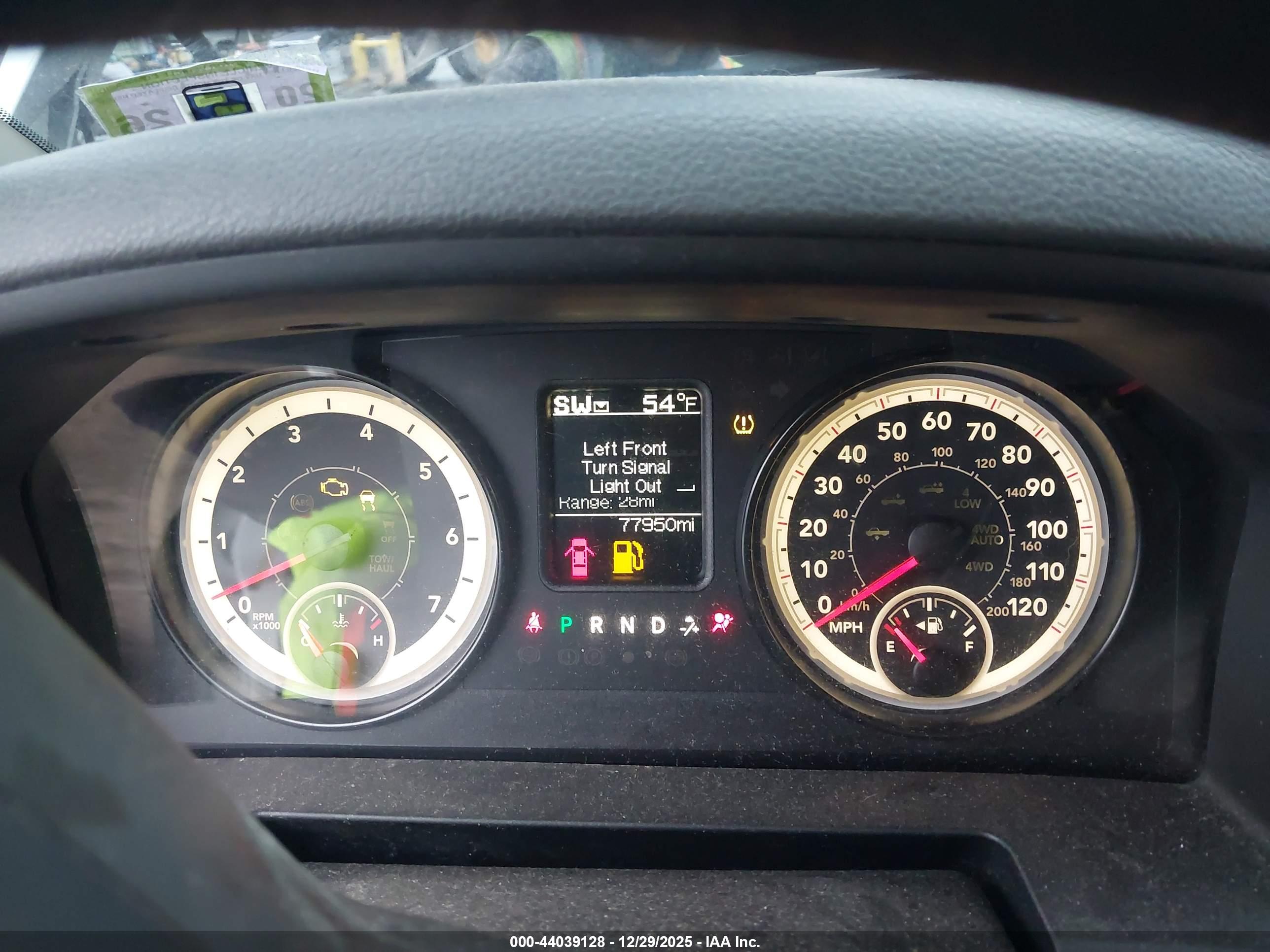 RAM 2500 image 7