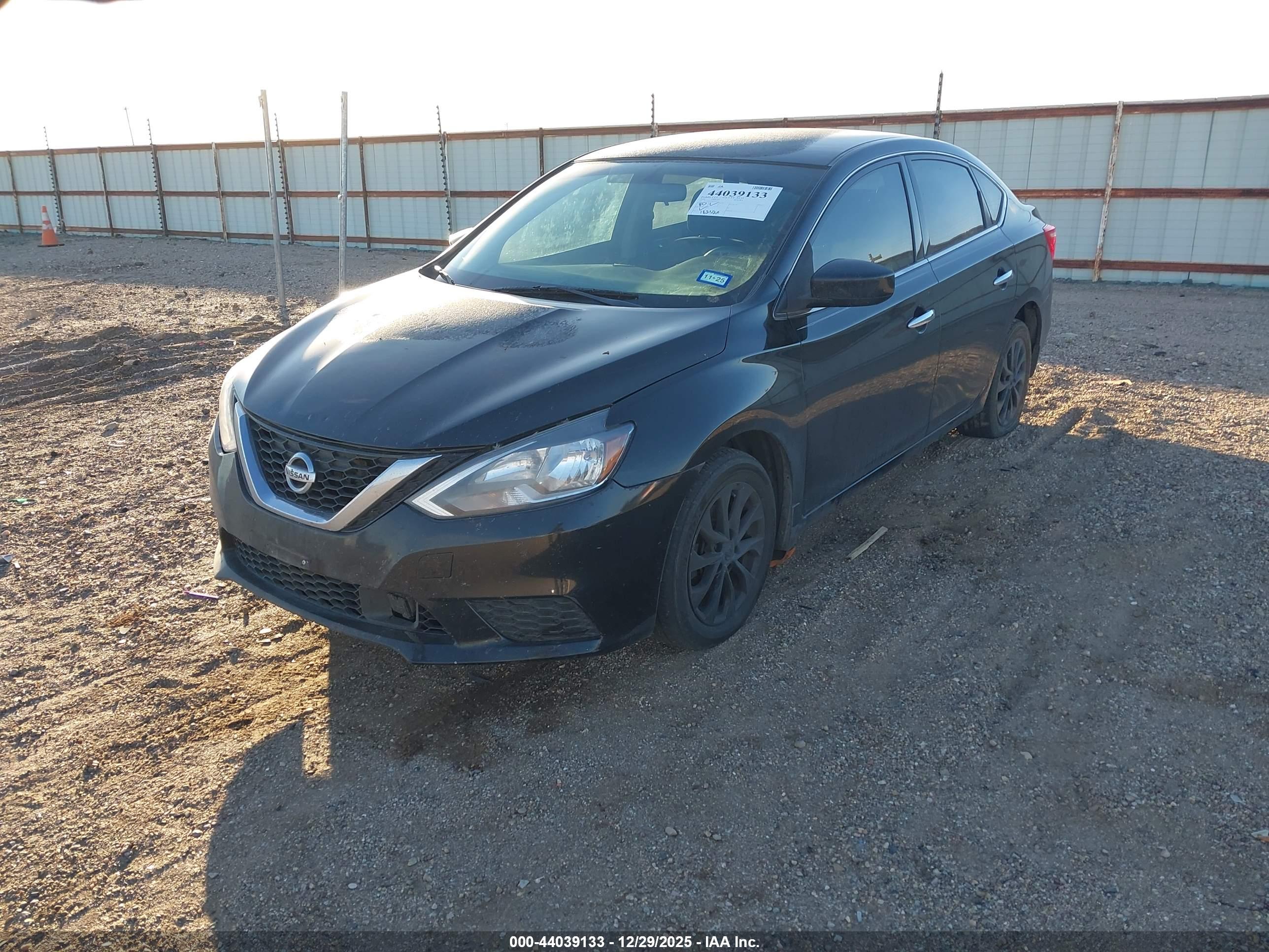 NISSAN SENTRA image 2