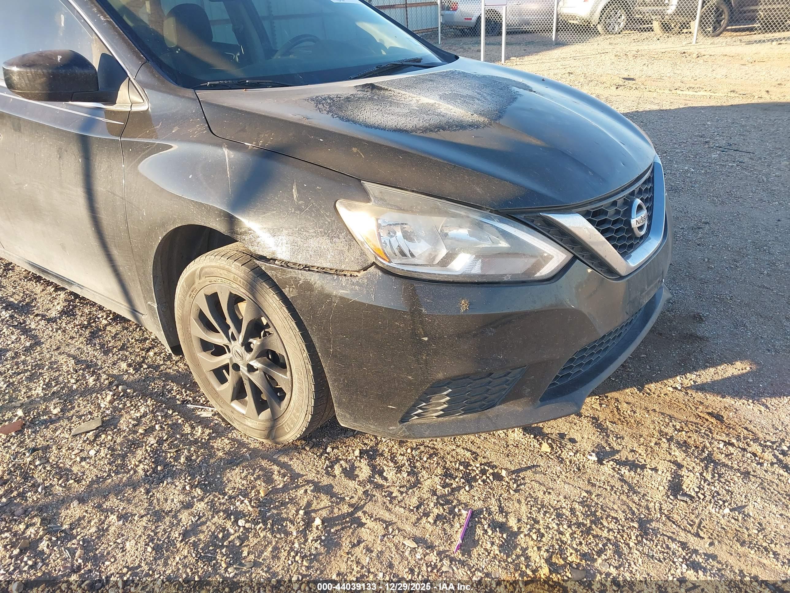 NISSAN SENTRA image 6