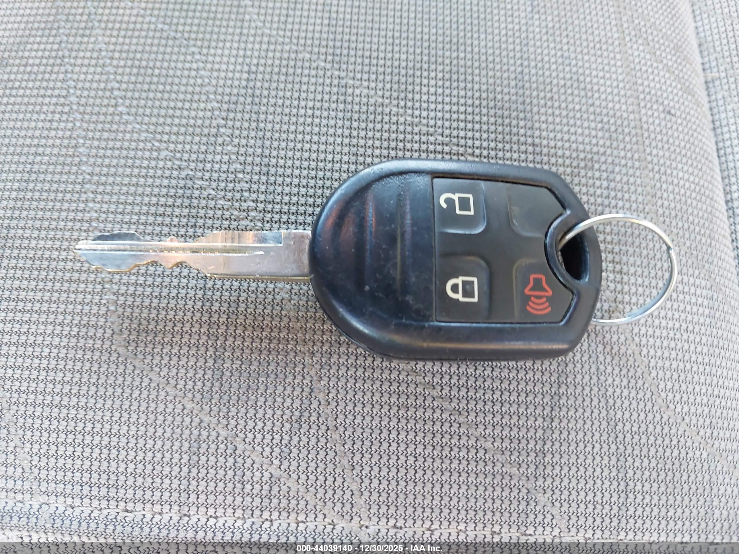 FORD EXPLORER image 11