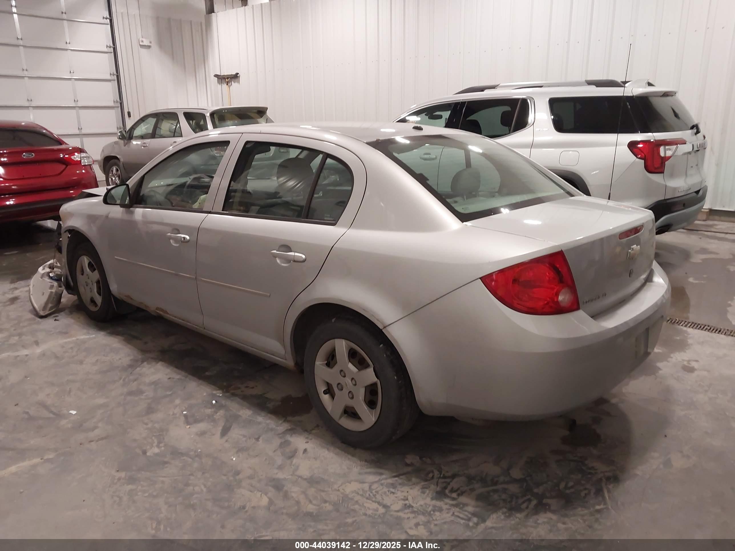 CHEVROLET COBALT image 3