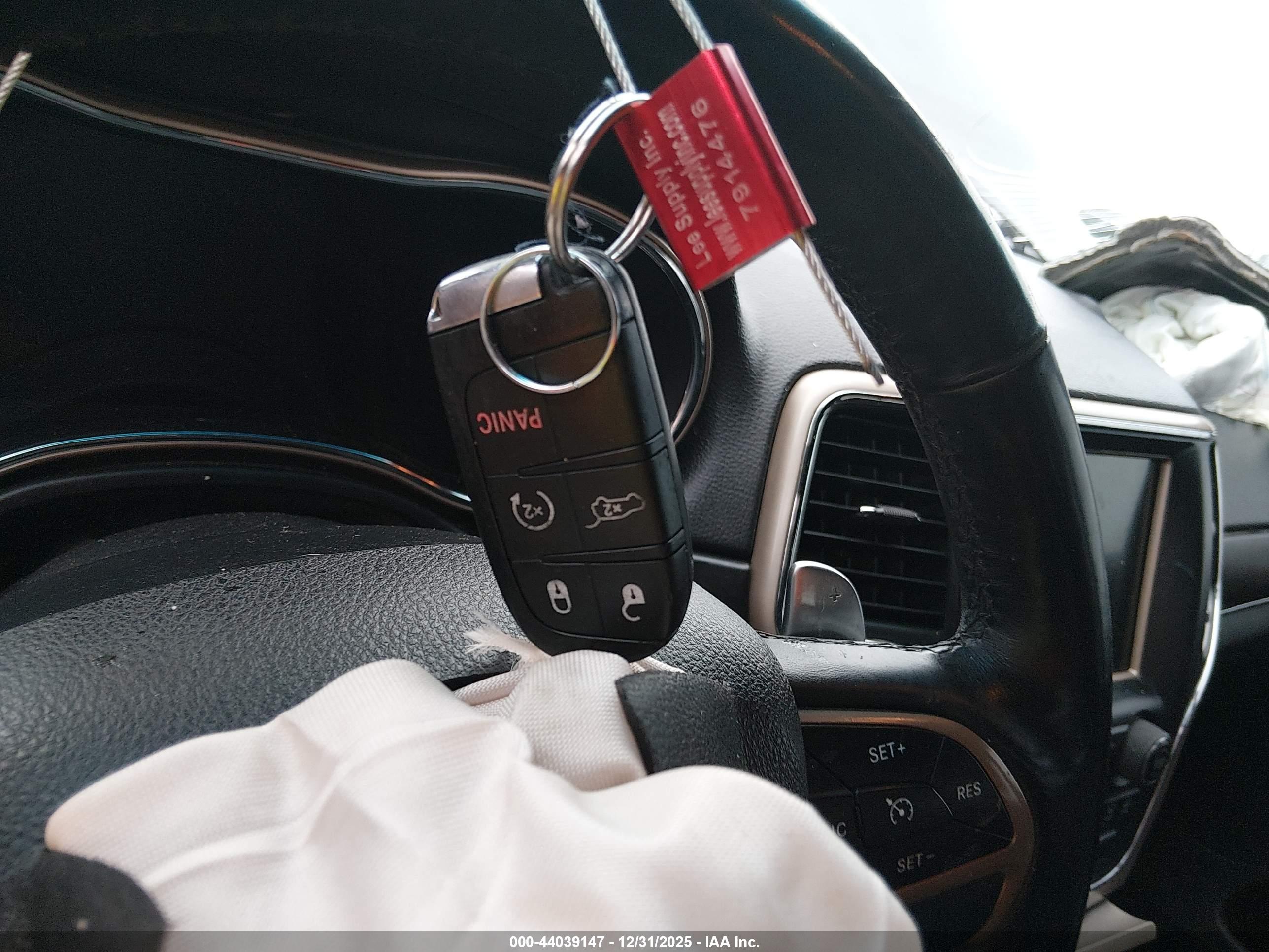 JEEP GRAND image 11