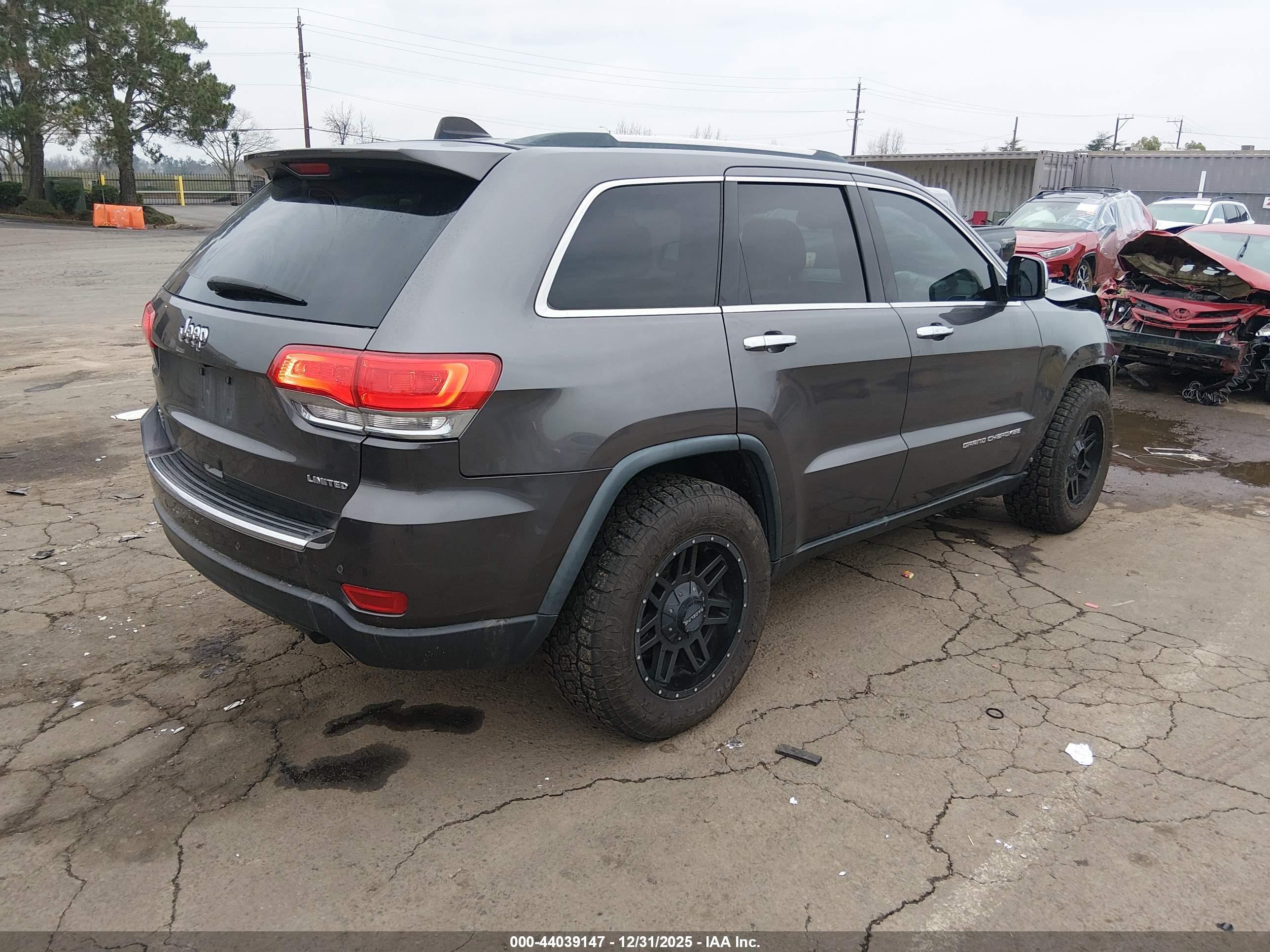JEEP GRAND image 4