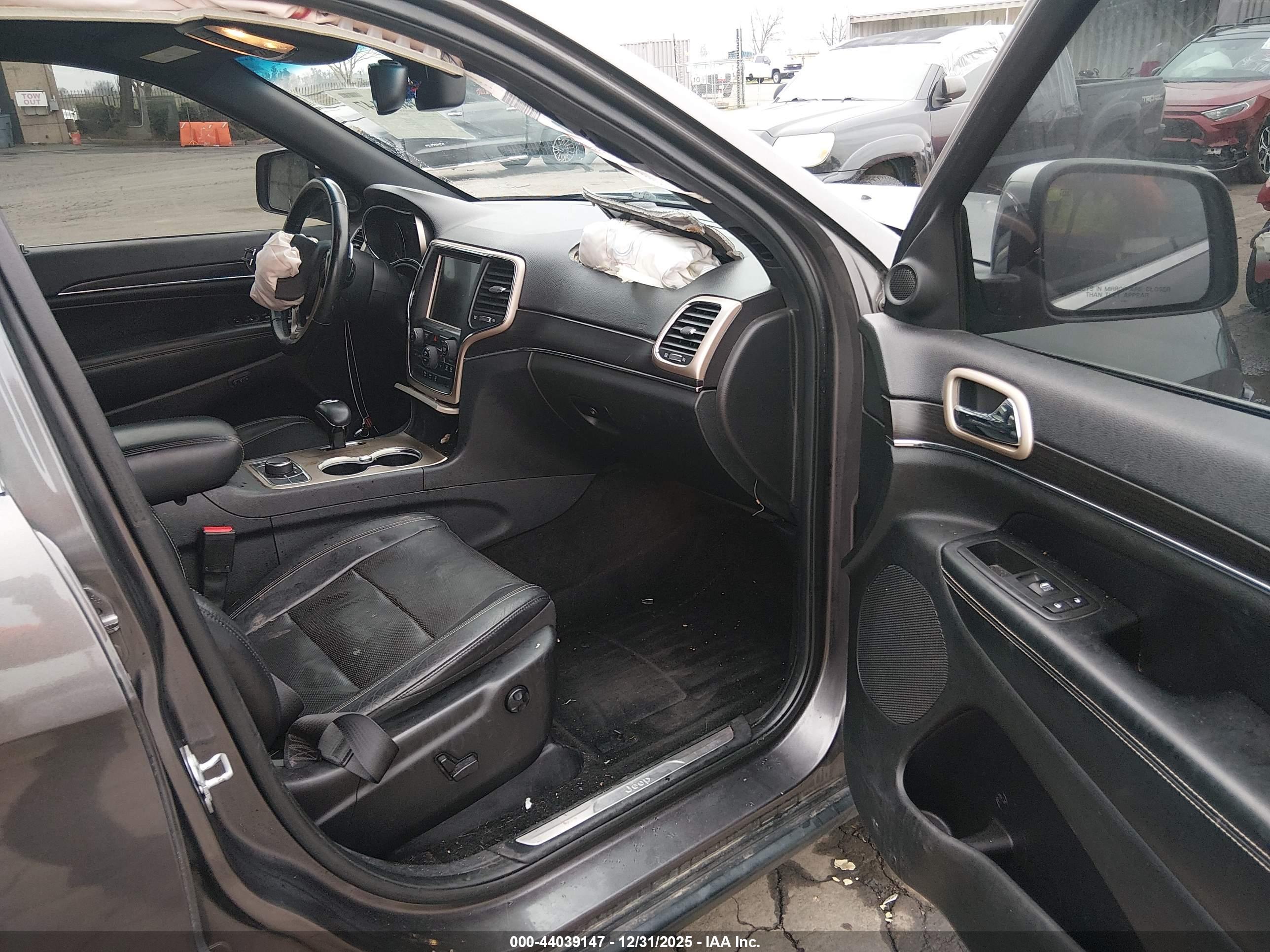JEEP GRAND image 5