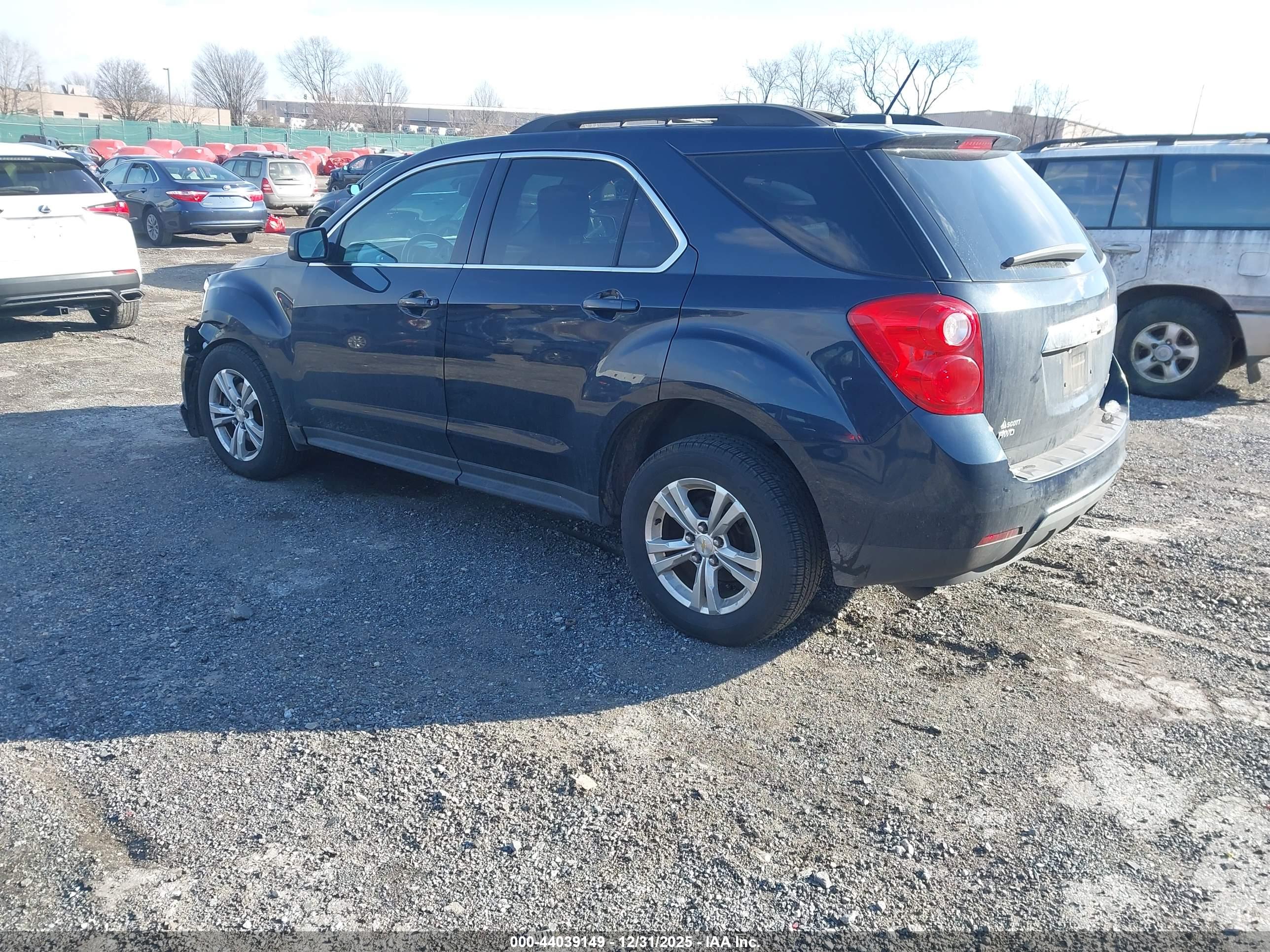 CHEVROLET EQUINOX image 3