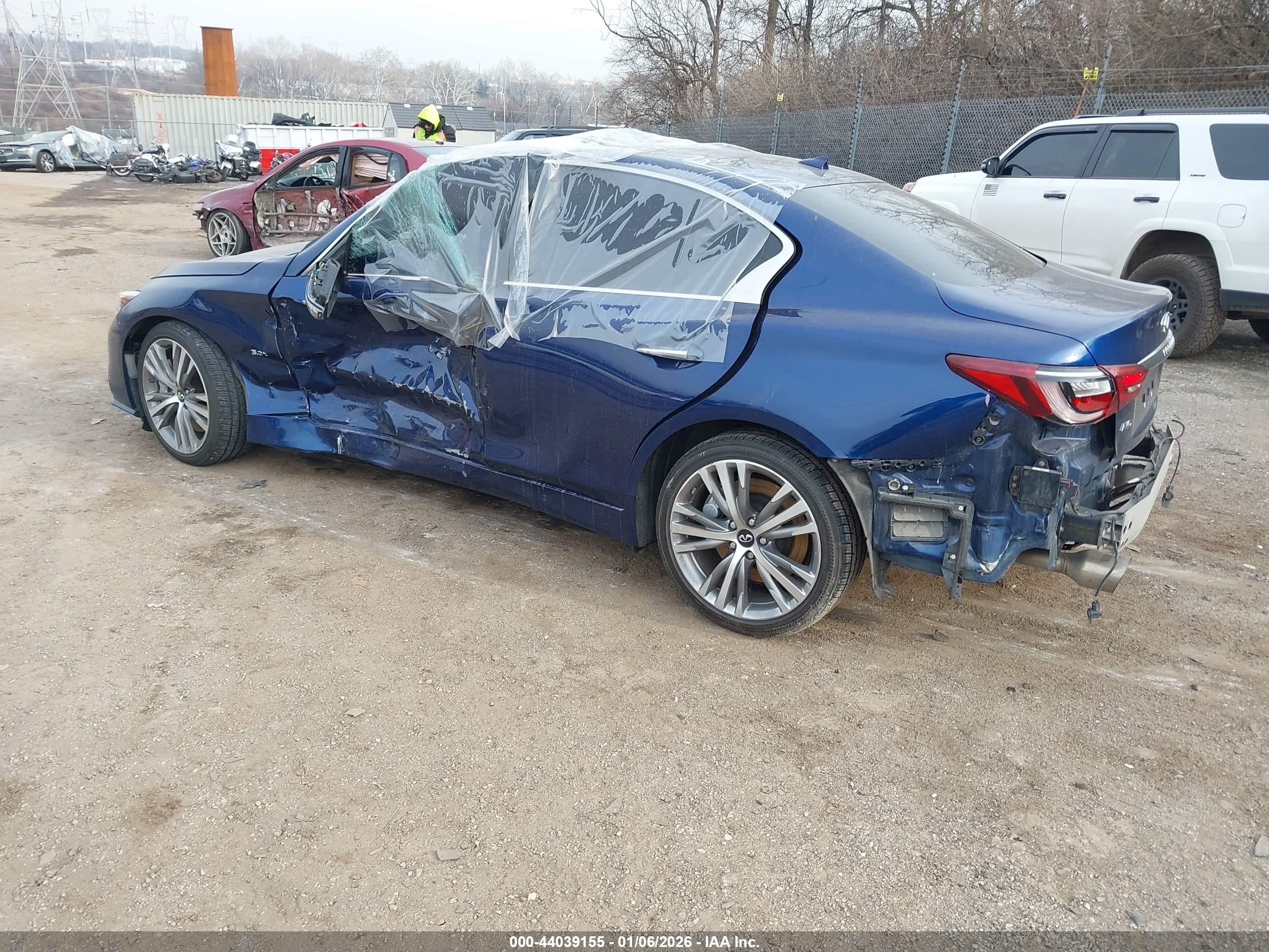 INFINITI Q50 image 3